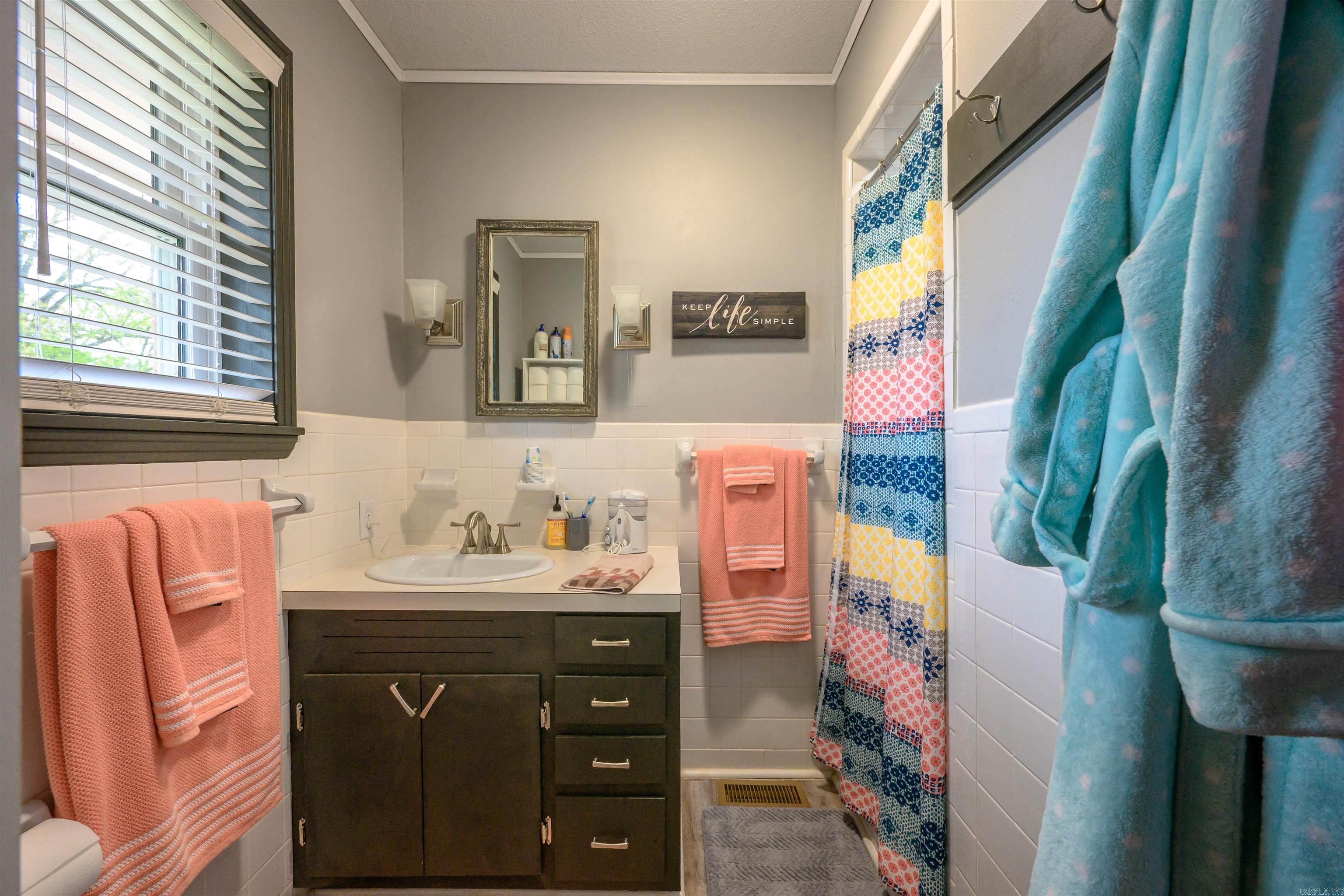 Photo 19 - Residential for sale – 140 N Spring   Melbourne, AR