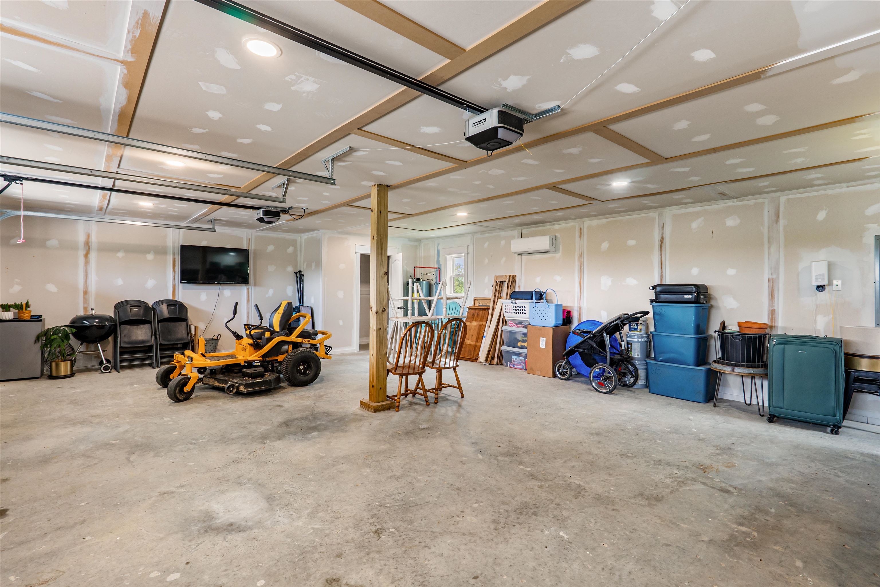 Photo 13 - Residential for sale – 1881 E AR 56 Hwy   Violet Hill, AR