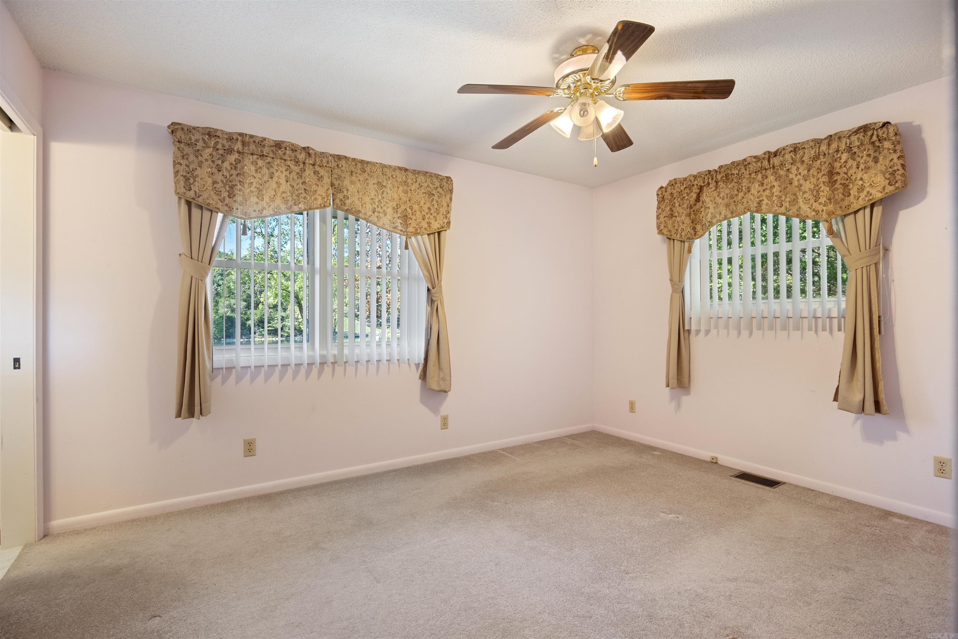 Photo 11 - Residential for sale – 11  Awi   Cherokee Village, AR