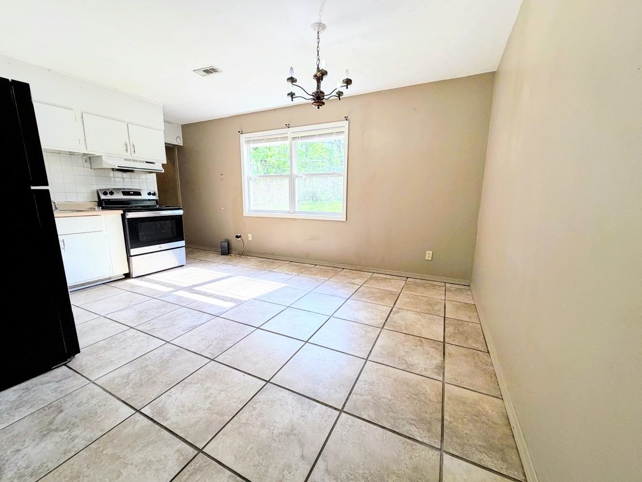 Photo 6 - Residential for sale – 1302  Orchard   Horseshoe Bend, AR