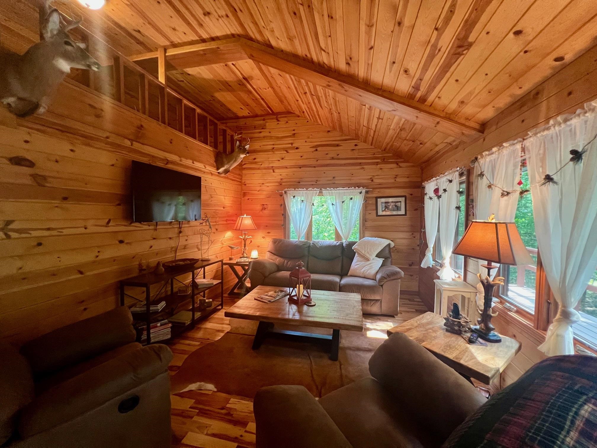 Photo 6 - Residential for sale – 8601  Nine Mile Ridge   Hardy, AR