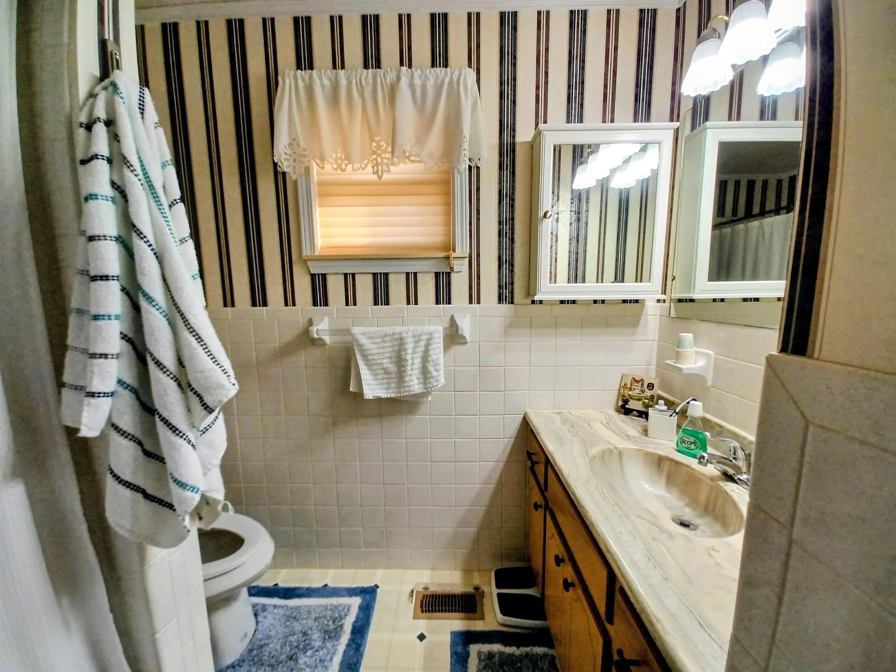 Photo 14 - Residential for sale – 312  Royal   Horseshoe Bend, AR