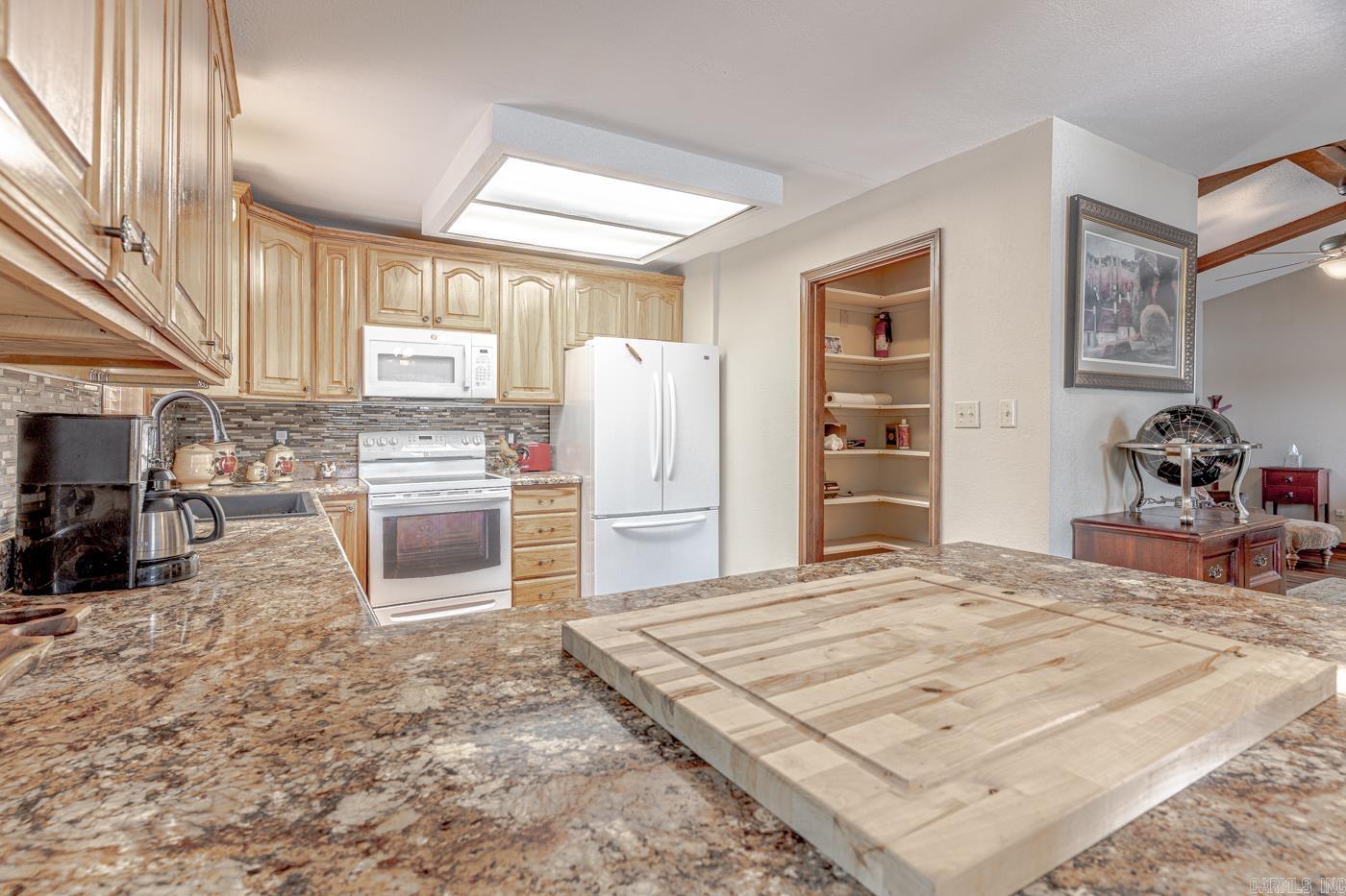 Photo 15 - Residential for sale – 81  Monongahela Dr   Cherokee Village, AR