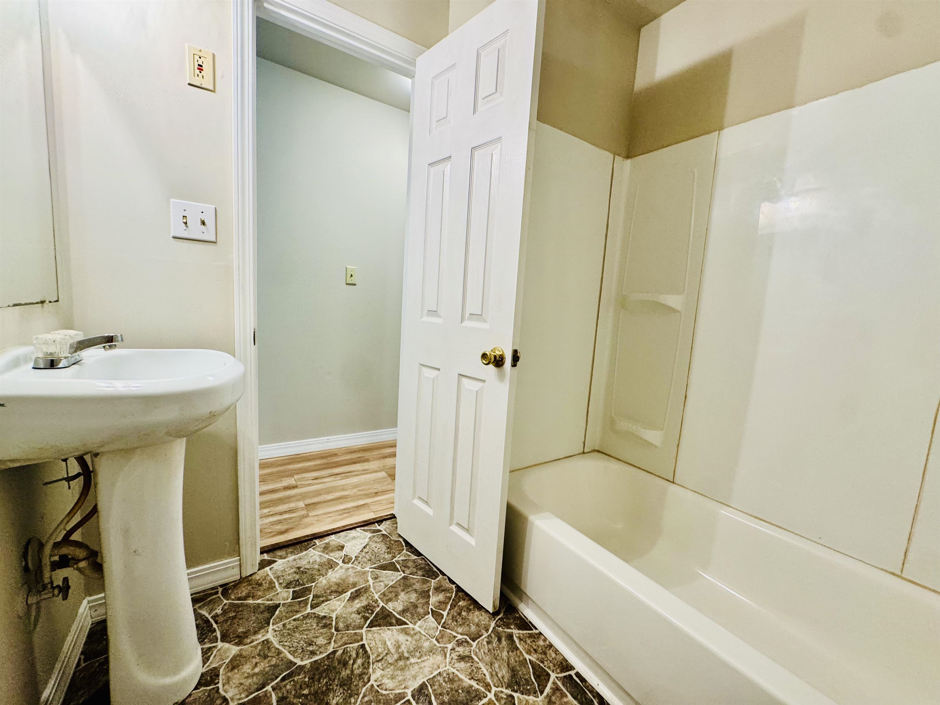 Photo 14 - Residential for sale – 134  Hiawatha   Cherokee Village, AR