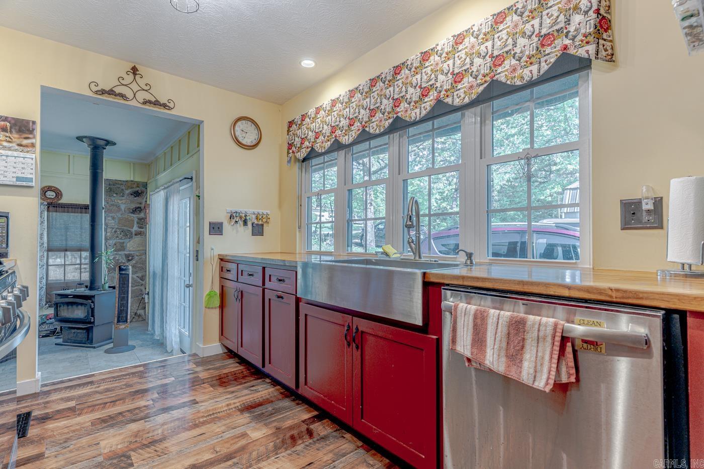 Photo 17 - Residential for sale – 208  Fairway Dr   Horseshoe Bend, AR