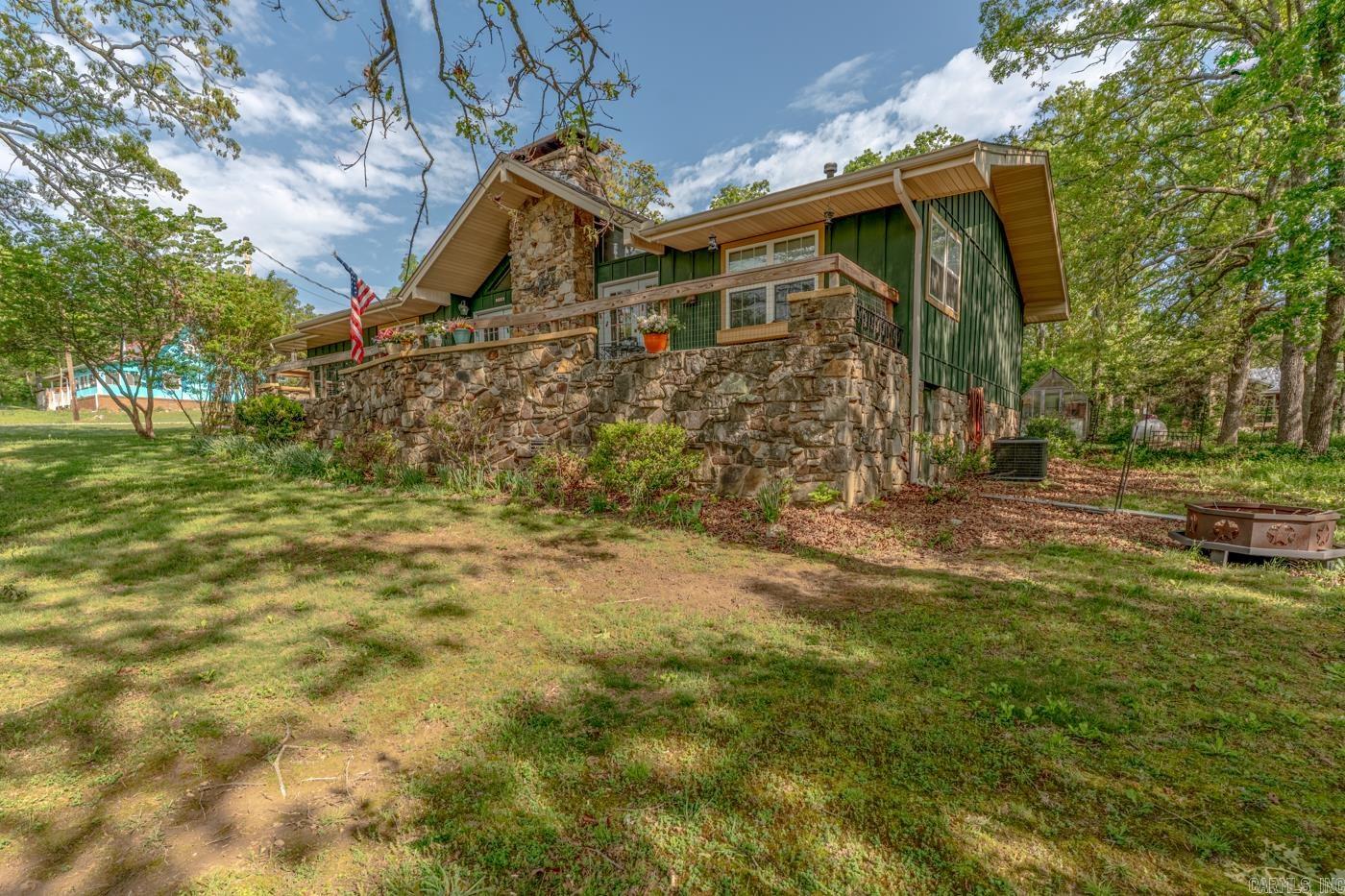 Photo 5 - Residential for sale – 208  Fairway Dr   Horseshoe Bend, AR