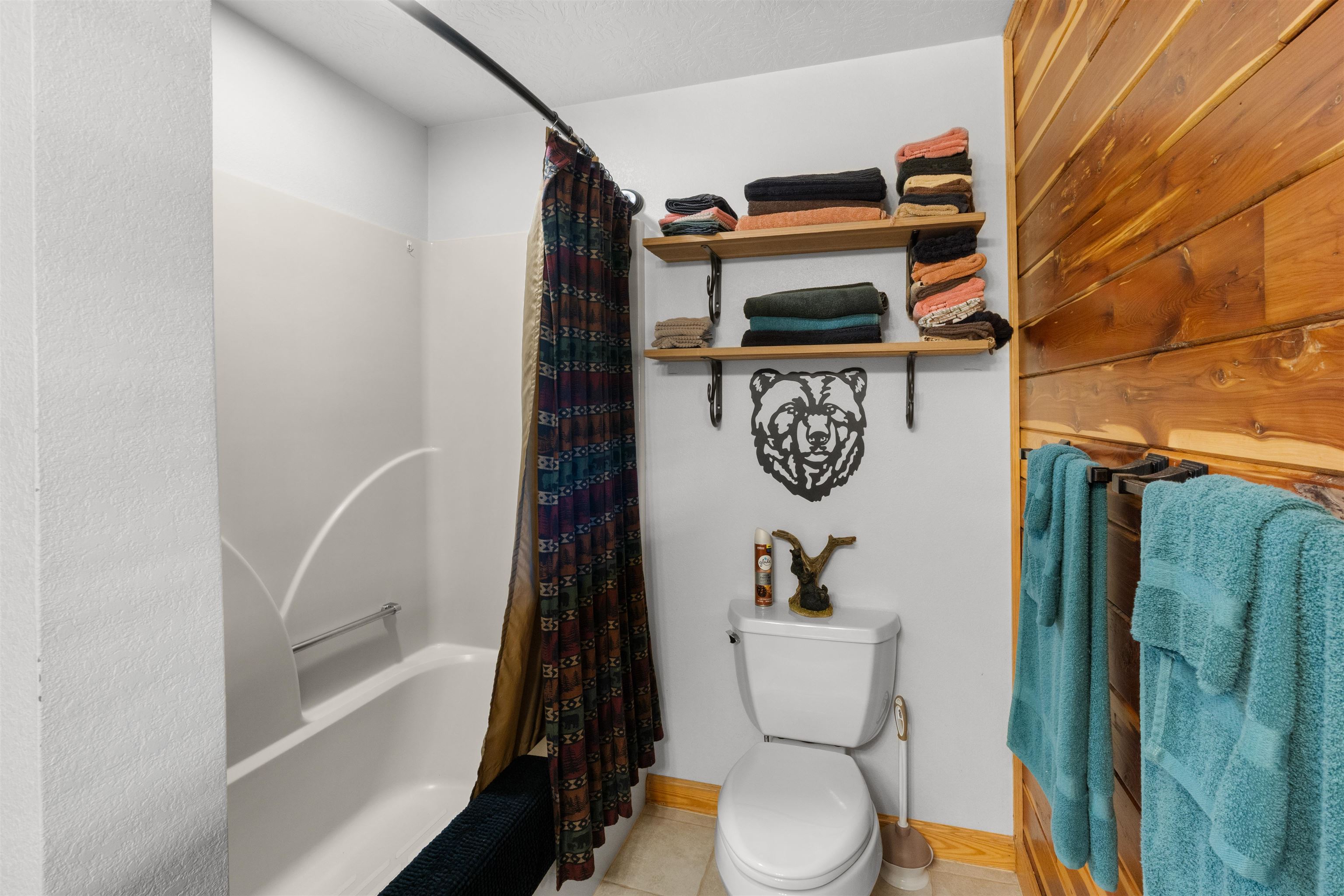 Photo 12 - Residential for sale – 854  Hurricane Creek Rd.   Melbourne, AR