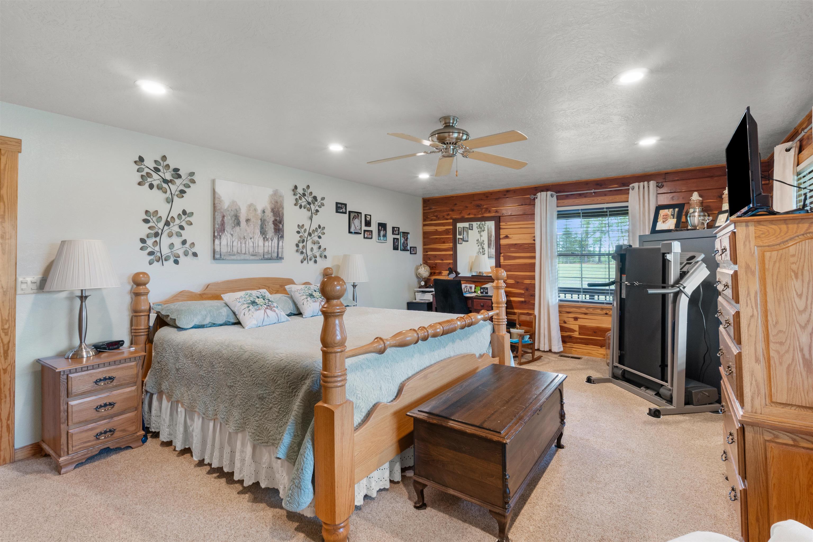 Photo 8 - Residential for sale – 854  Hurricane Creek Rd.   Melbourne, AR