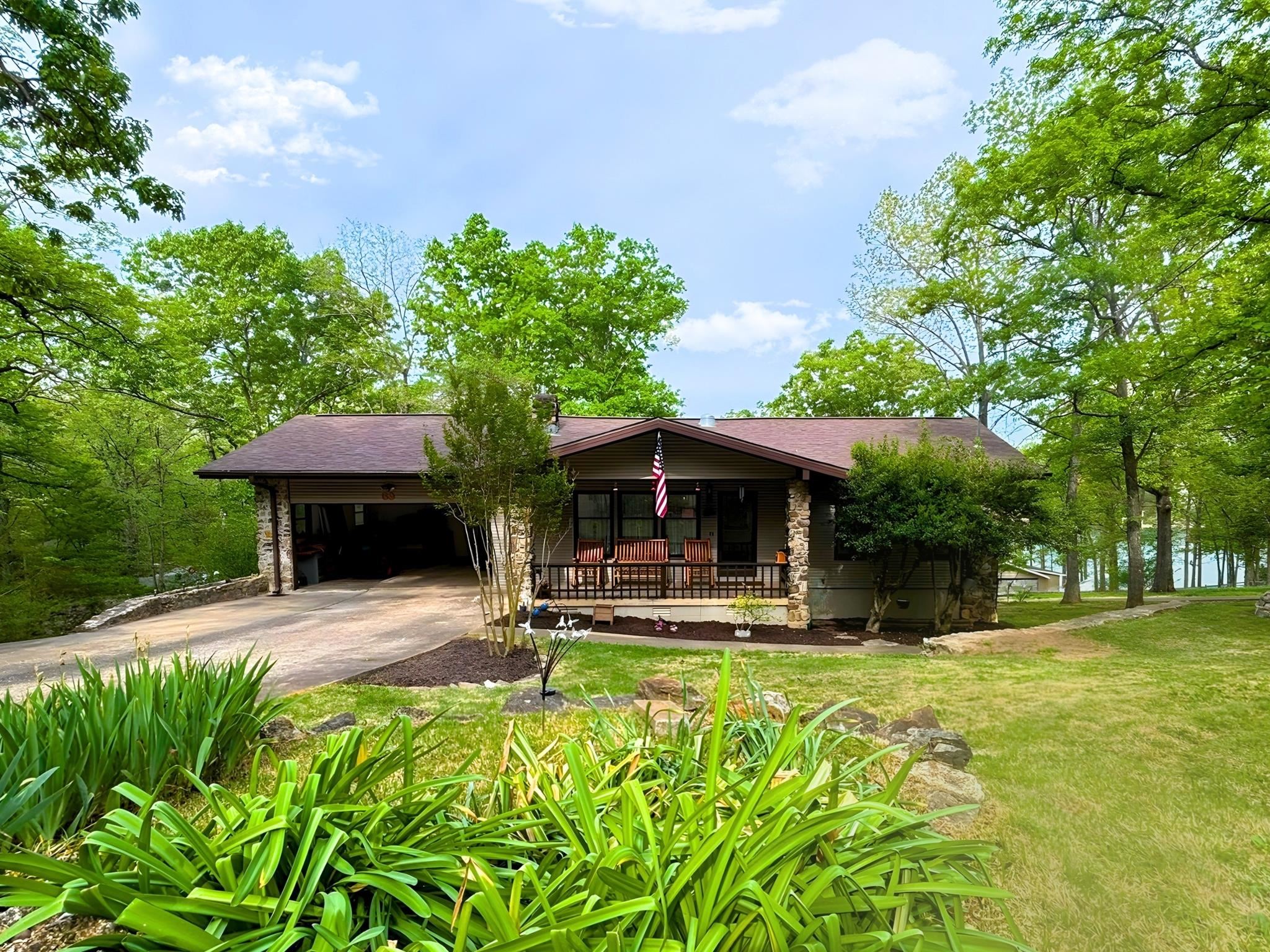 Photo 2 - Residential for sale – 69  Saginaw   Cherokee Village, AR