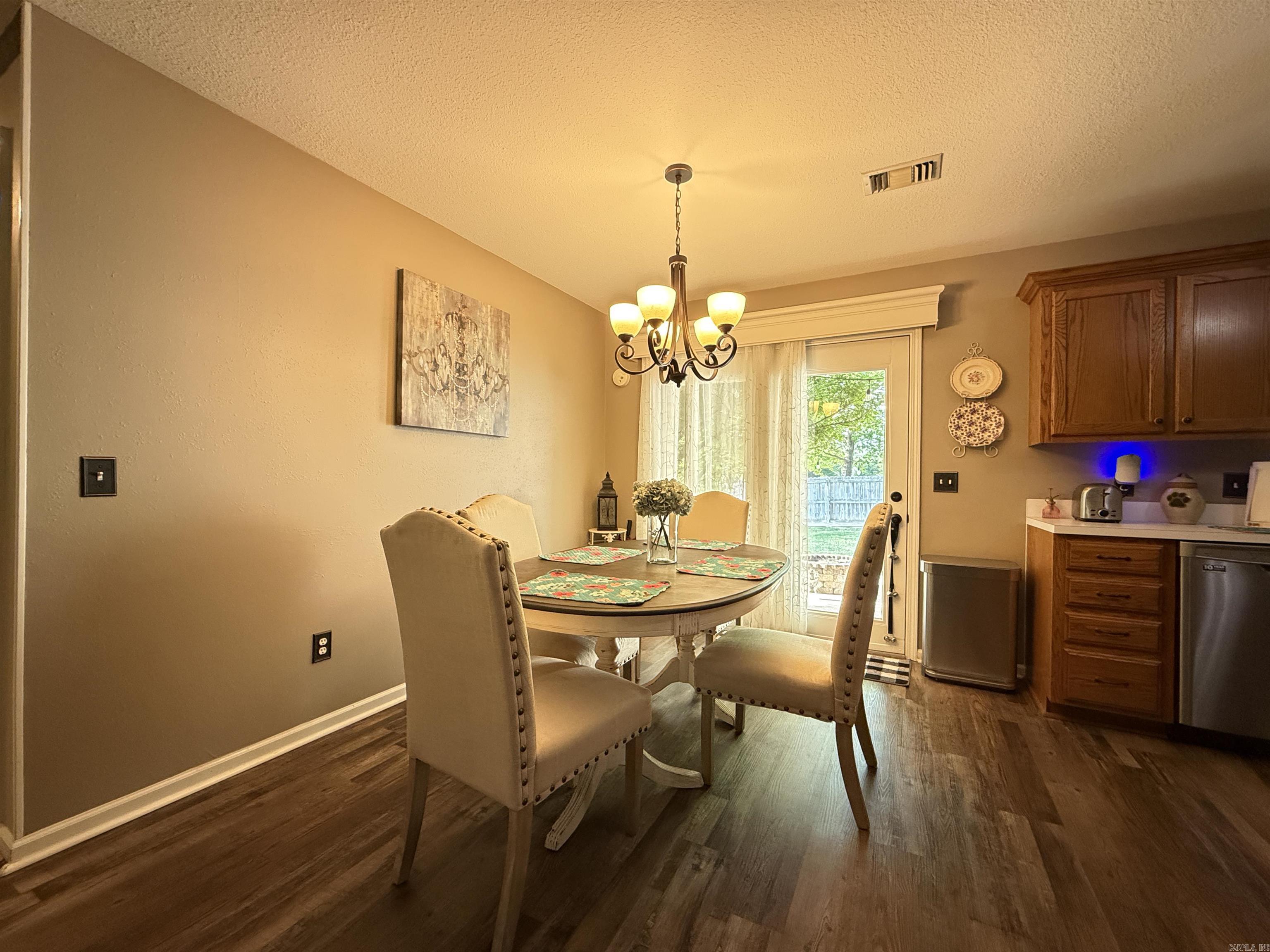 Photo 19 - Residential for sale – 7  Oak Meadow Cove   Batesville, AR