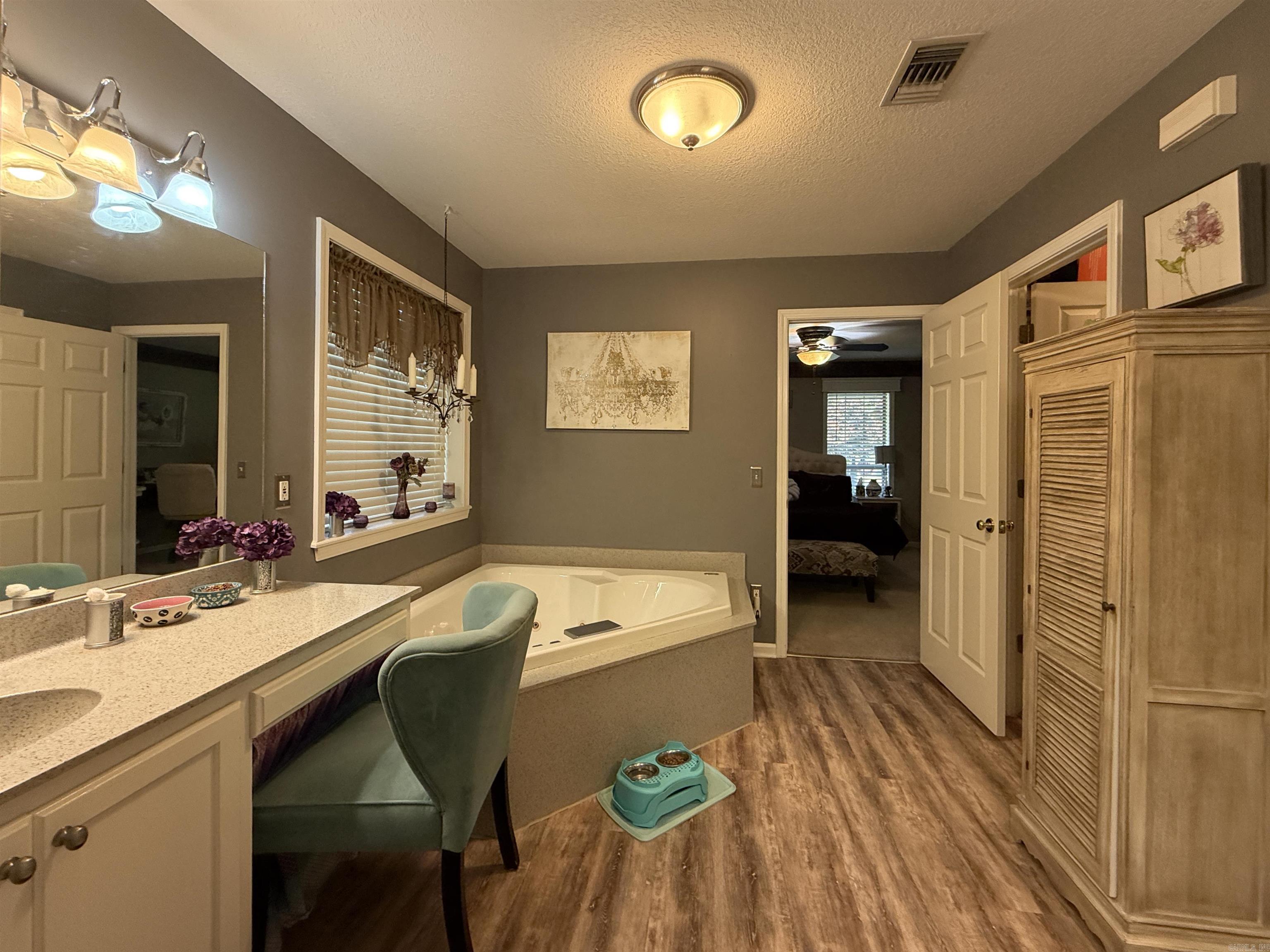 Photo 32 - Residential for sale – 7  Oak Meadow Cove   Batesville, AR