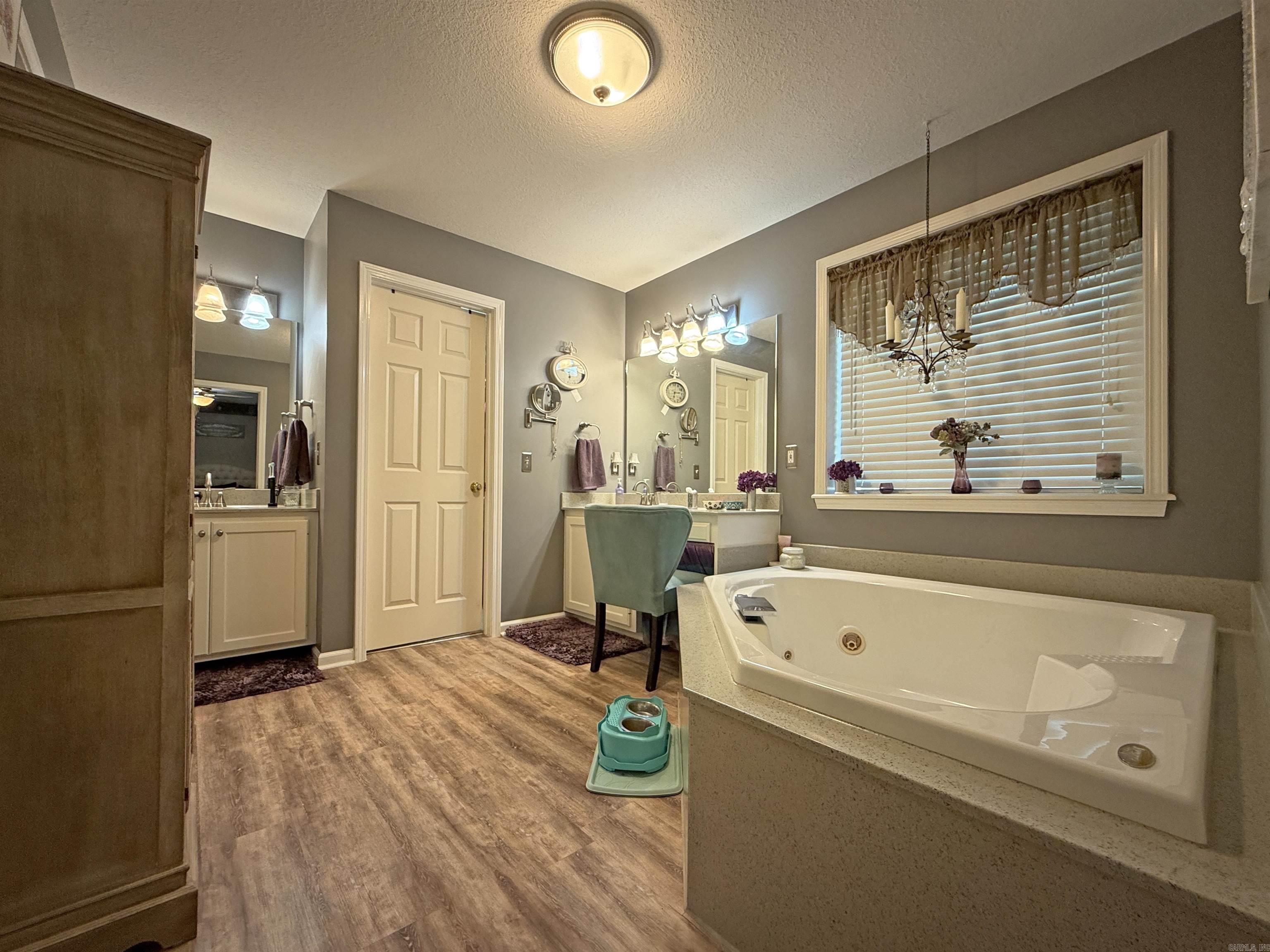 Photo 35 - Residential for sale – 7  Oak Meadow Cove   Batesville, AR