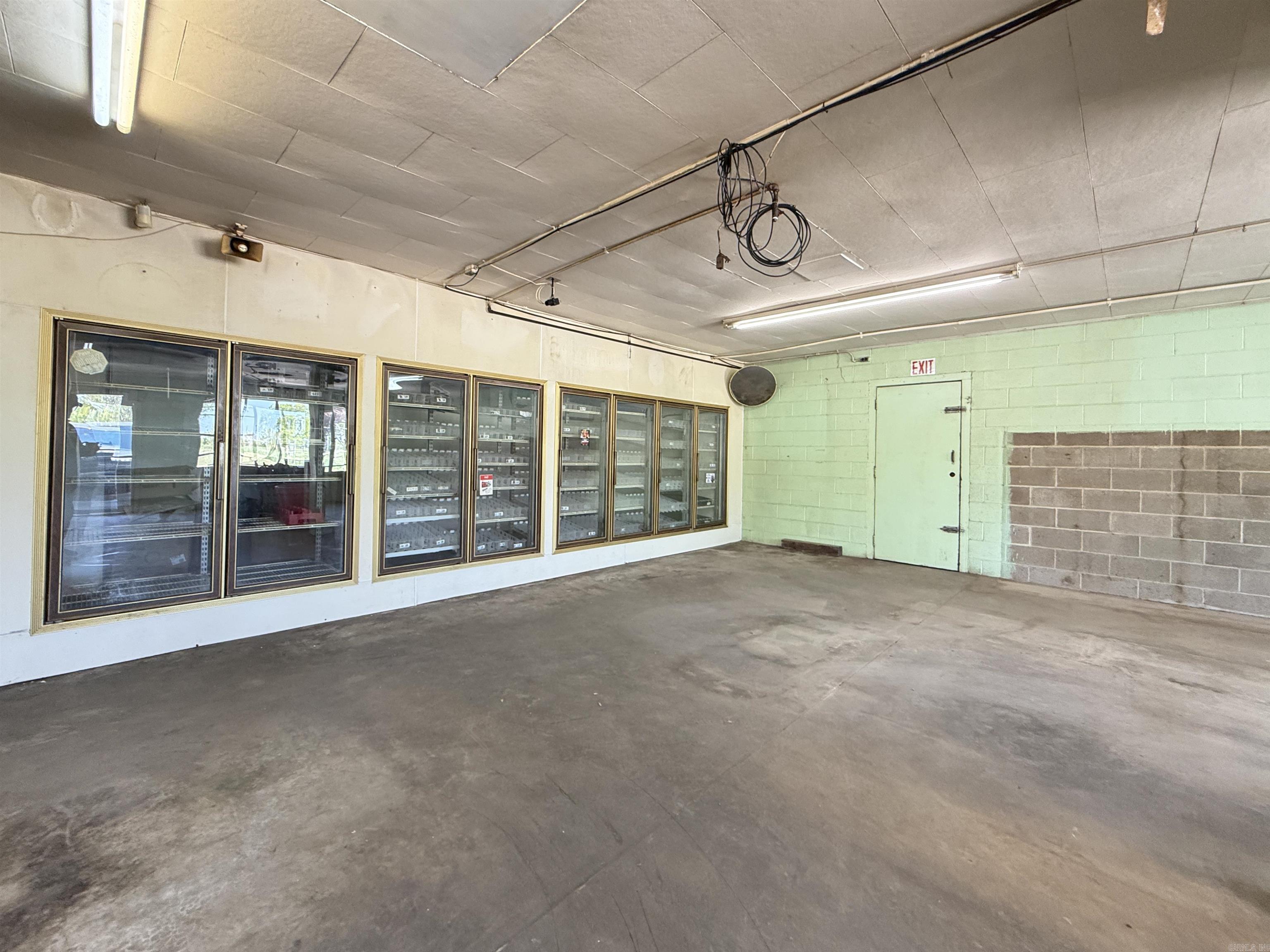 Photo 19 - Commercial / Industrial for sale – 6435  Bethesda   Batesville, AR
