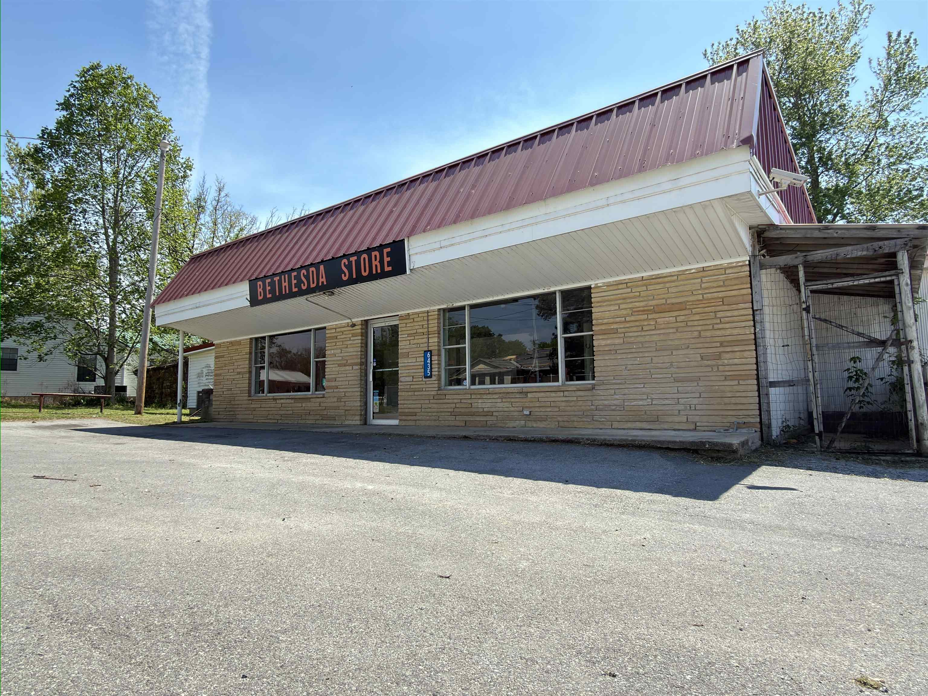 Photo 32 - Commercial / Industrial for sale – 6435  Bethesda   Batesville, AR