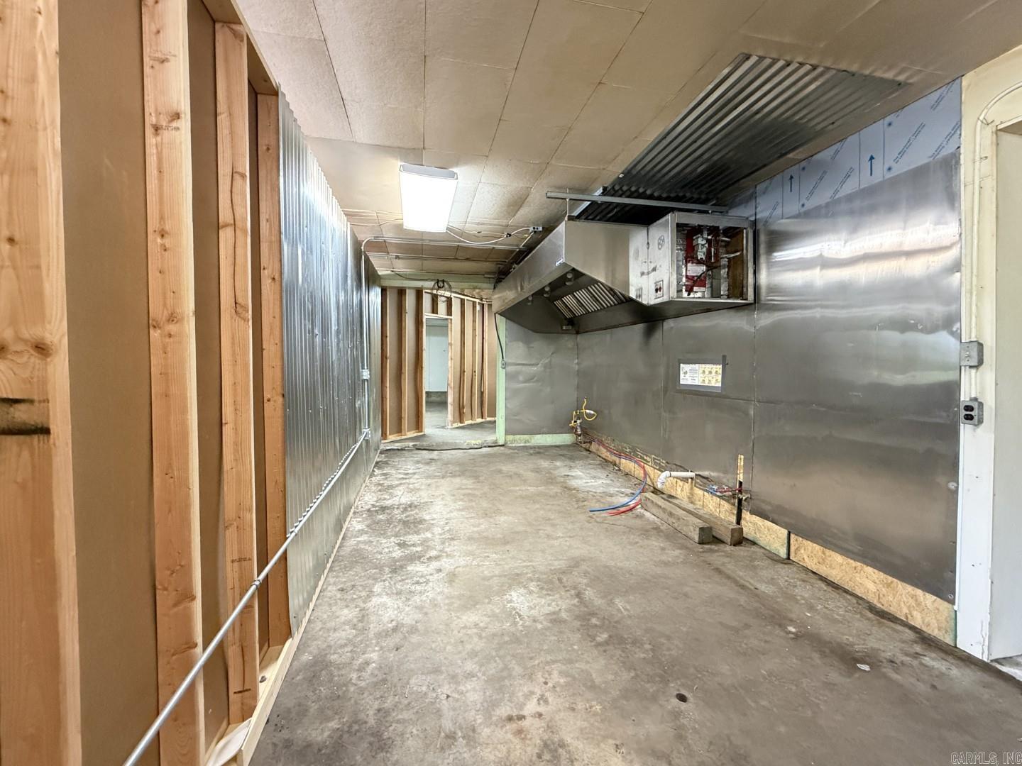 Photo 8 - Commercial / Industrial for sale – 6435  Bethesda   Batesville, AR