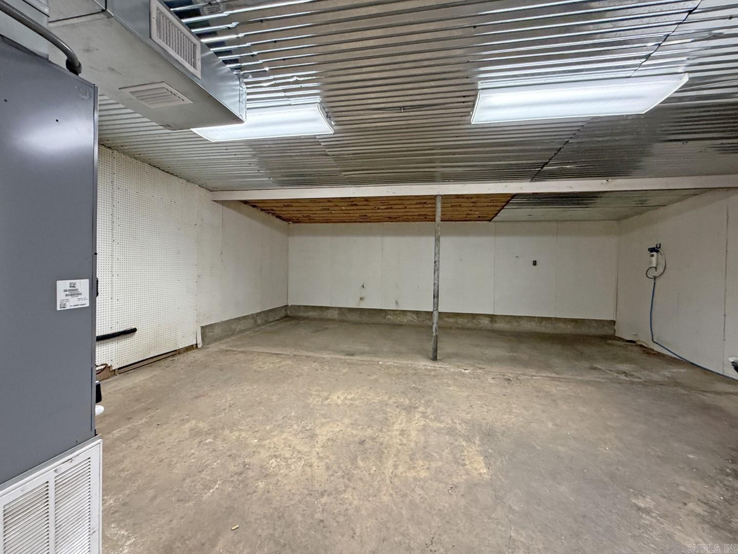 Photo 10 - Commercial / Industrial for sale – 6435  Bethesda   Batesville, AR