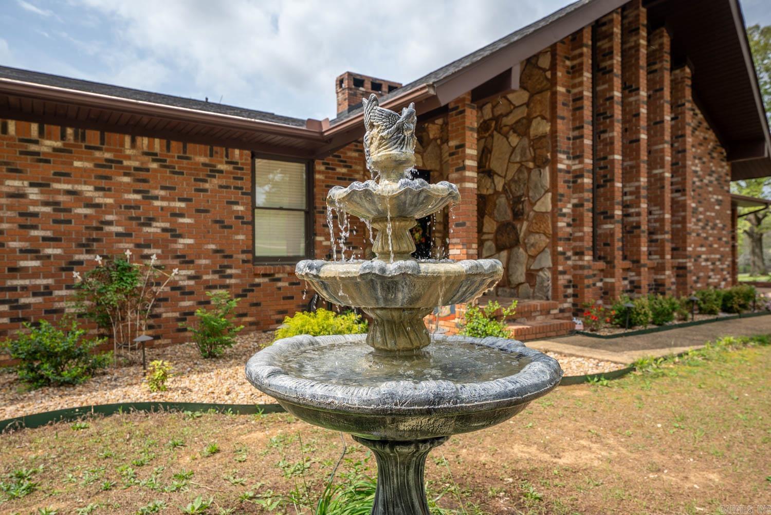 Photo 4 - Residential for sale – 17263 N Highway 9   Mammoth Spring, AR