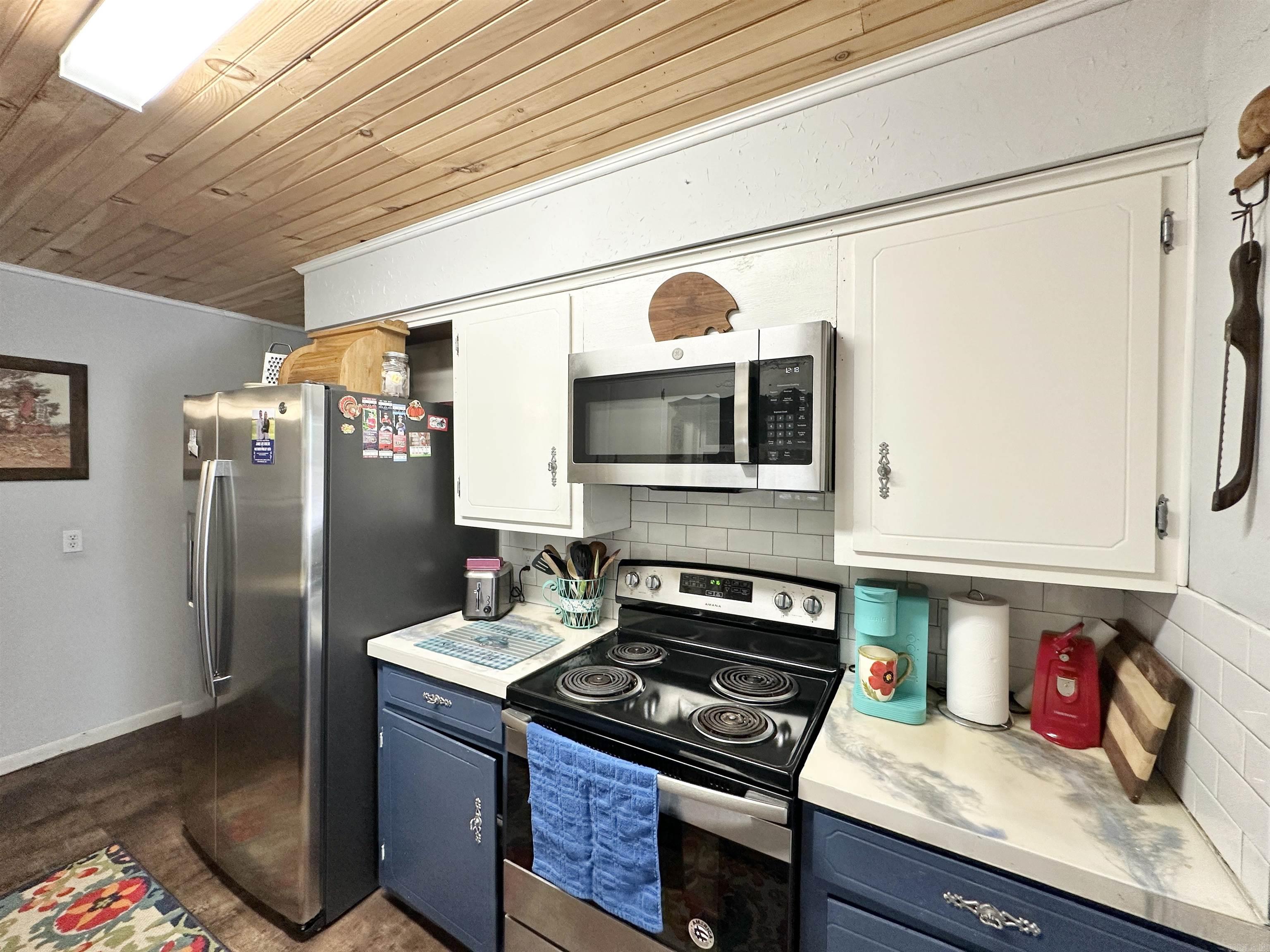 Photo 11 - Residential for sale – 300  Fairway   Horseshoe Bend, AR