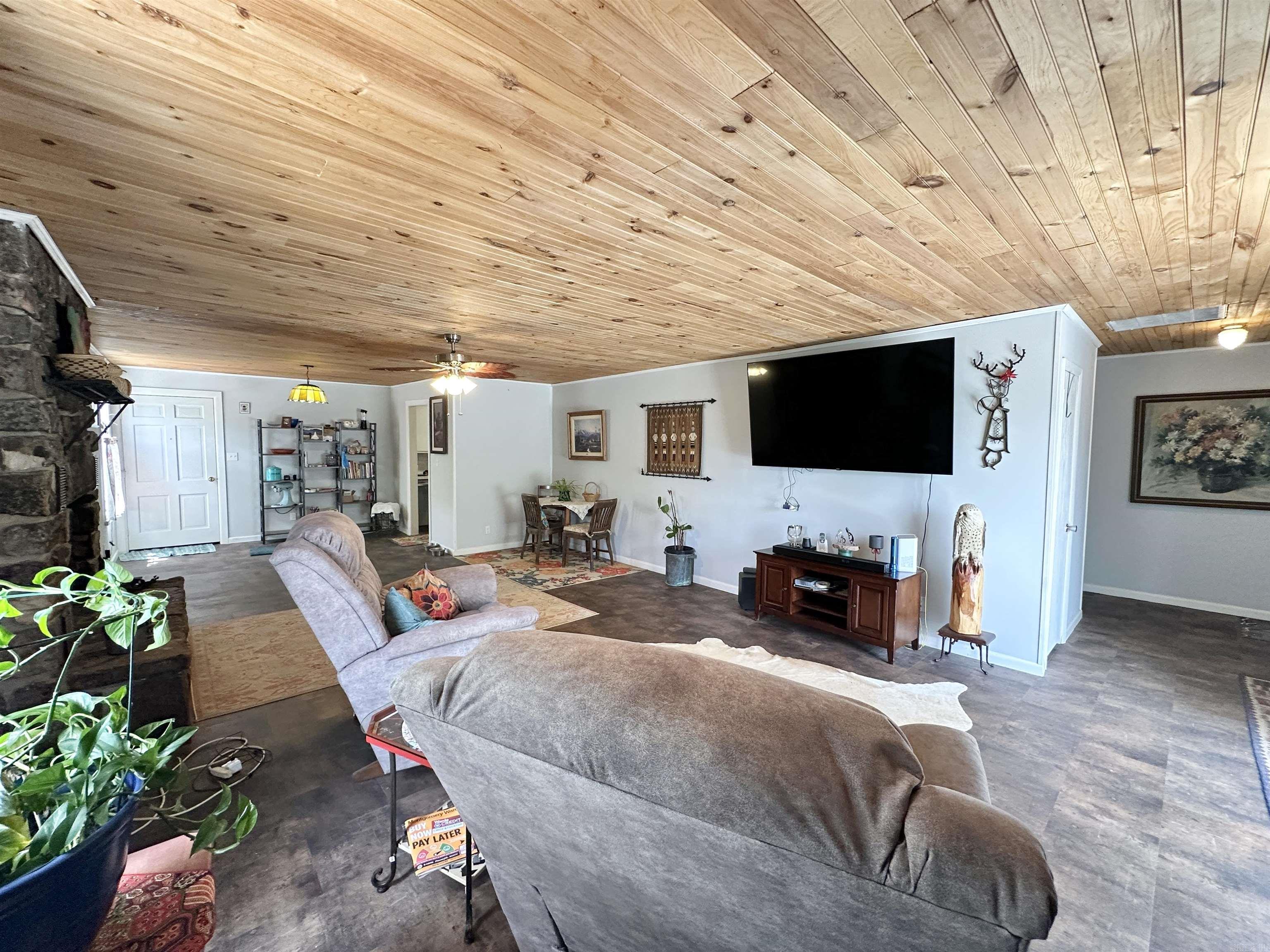 Photo 7 - Residential for sale – 300  Fairway   Horseshoe Bend, AR