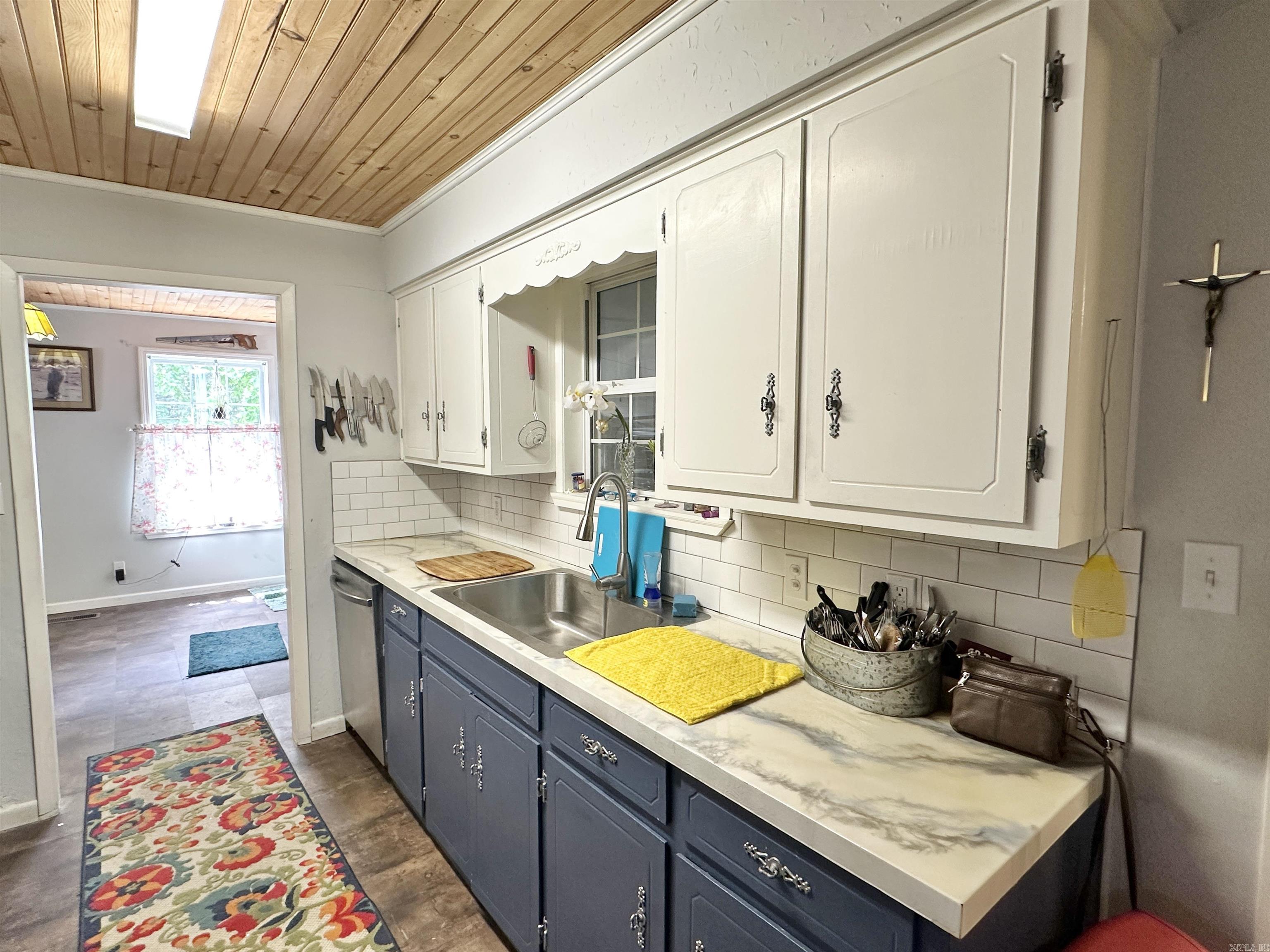 Photo 9 - Residential for sale – 300  Fairway   Horseshoe Bend, AR