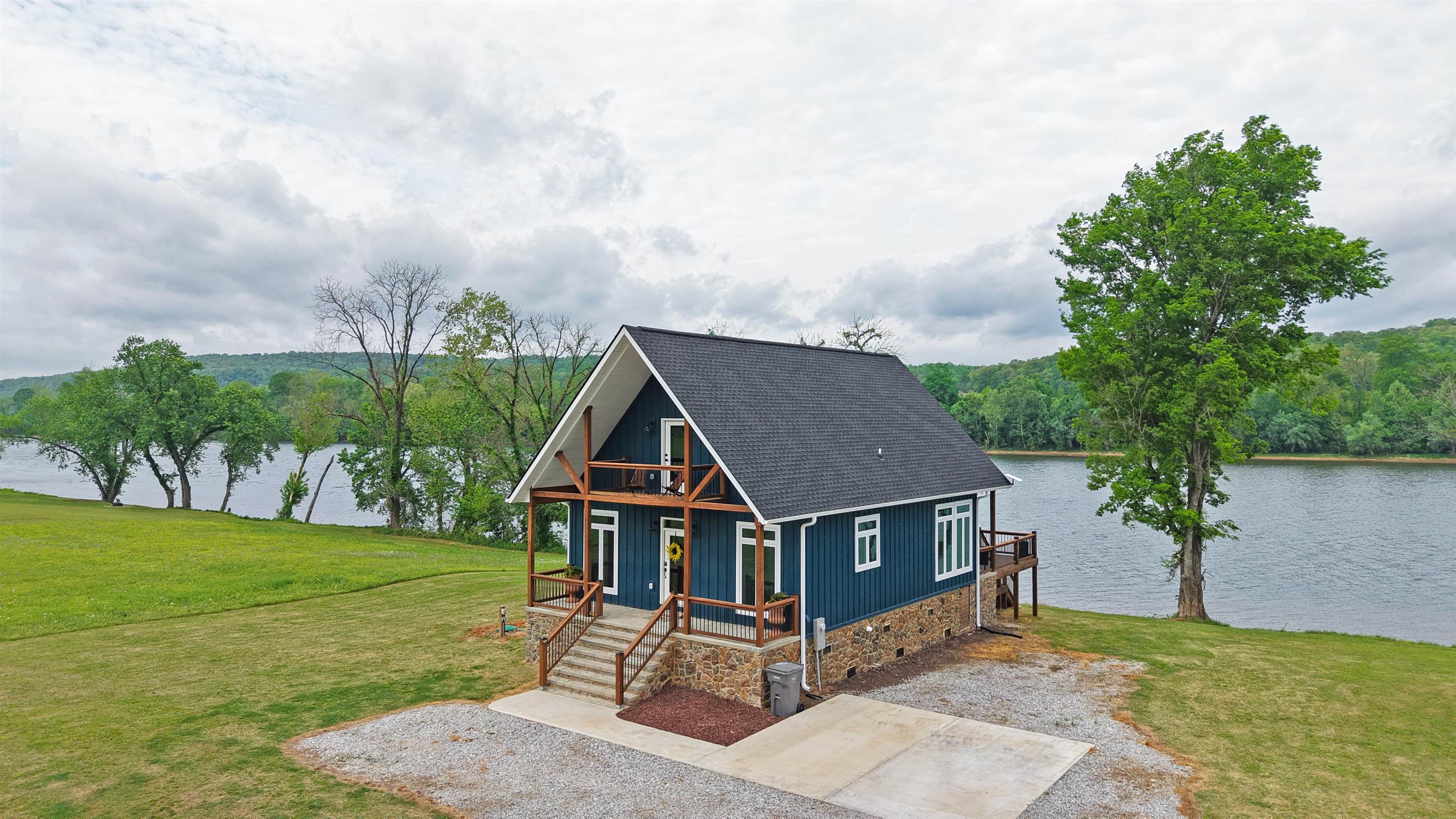 Photo 2 - Residential for sale – 220  Joe Baker Road   Batesville, AR