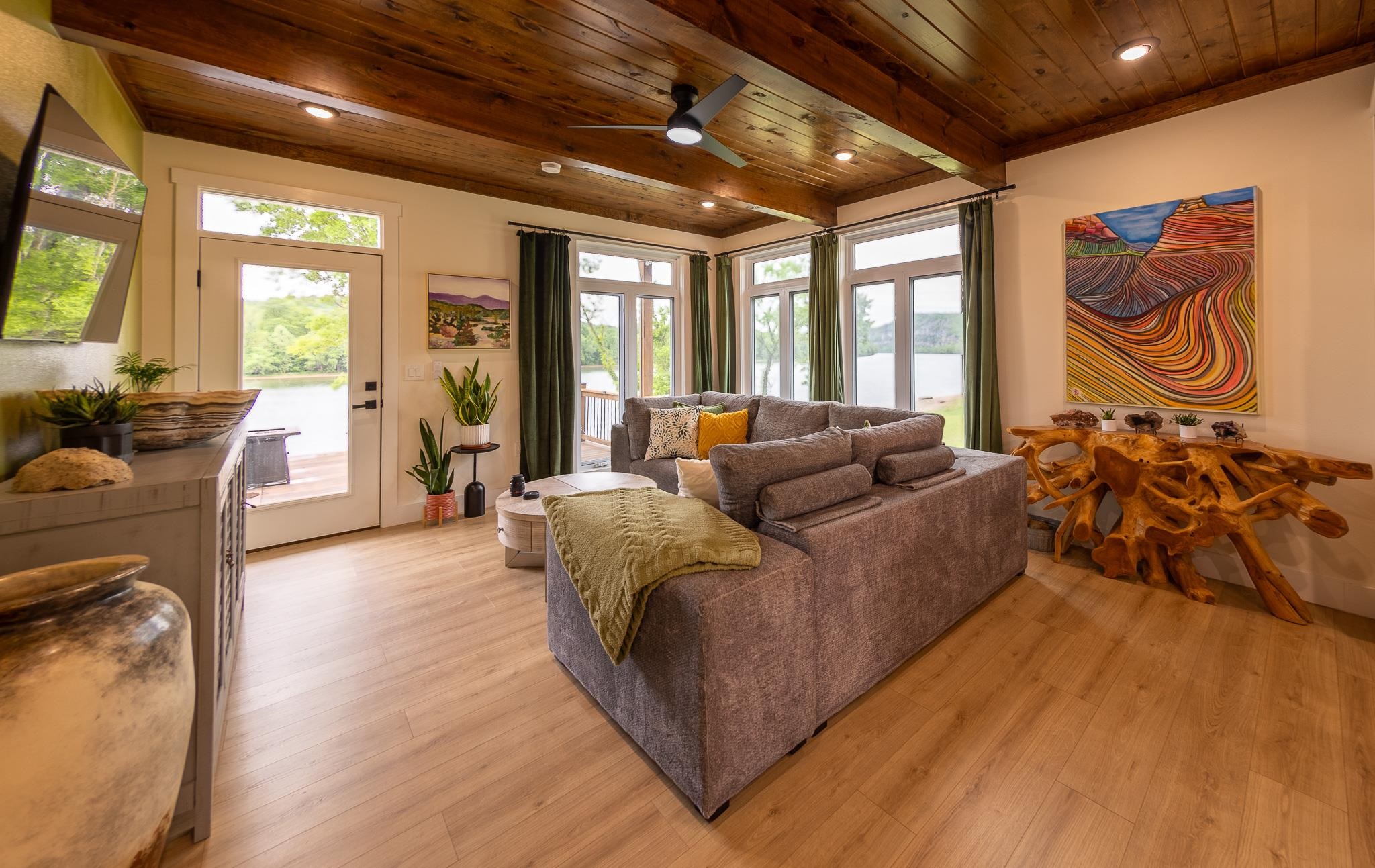 Photo 5 - Residential for sale – 220  Joe Baker Road   Batesville, AR