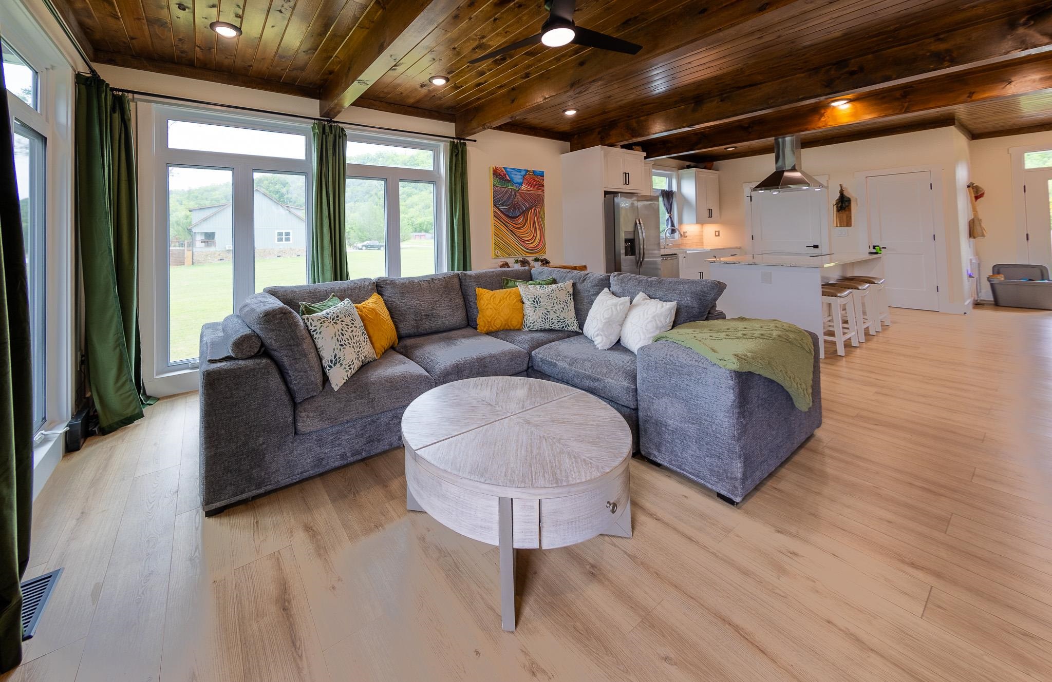 Photo 6 - Residential for sale – 220  Joe Baker Road   Batesville, AR