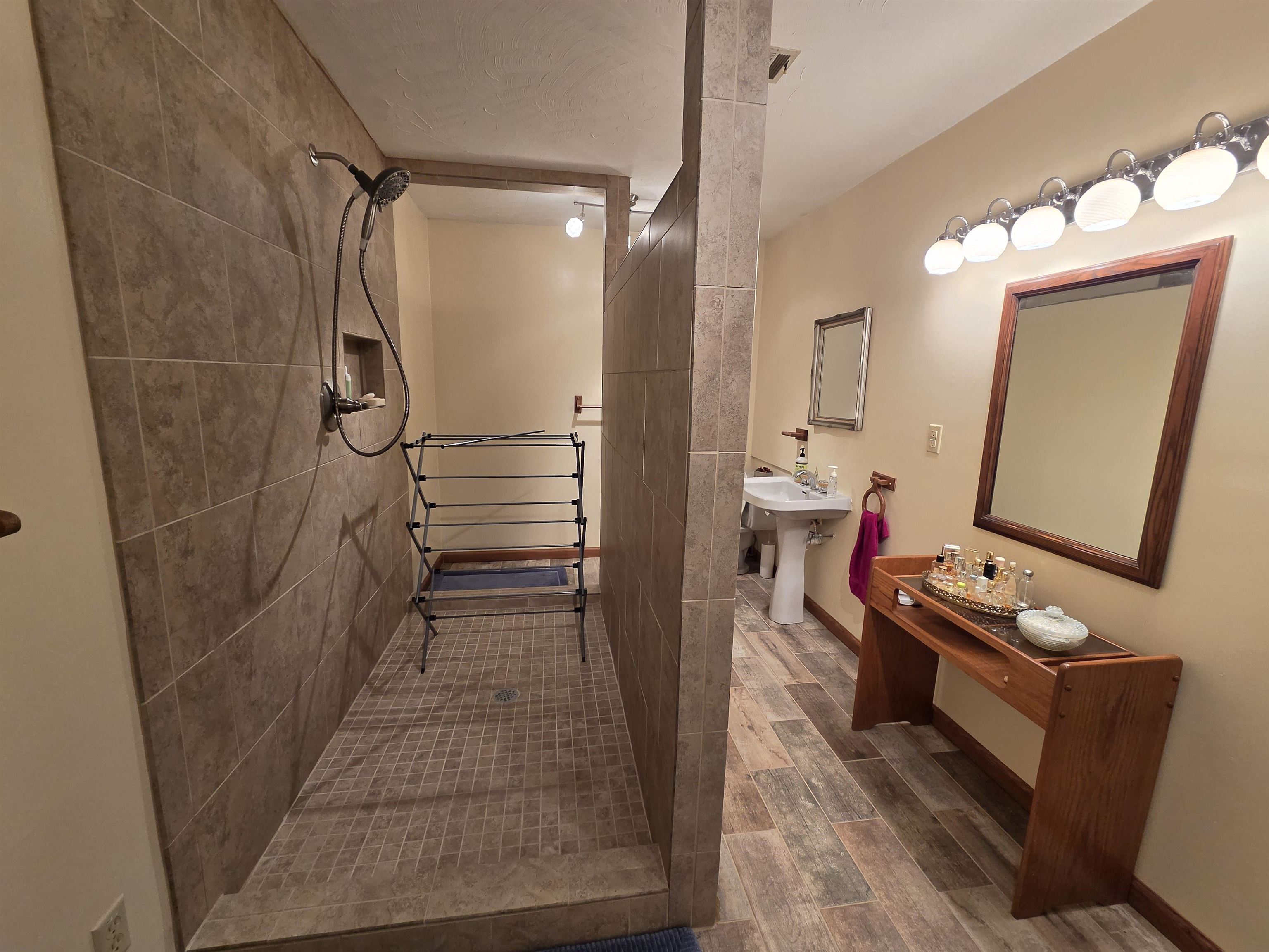 Photo 13 - Residential for sale – 15  Pinal   Cherokee Village, AR