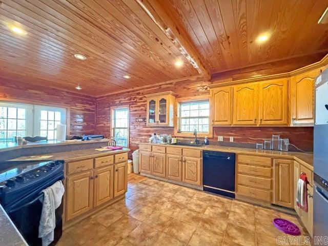 Photo 23 - Residential for sale – 1520  Mountain View Road   Locust Grove, AR