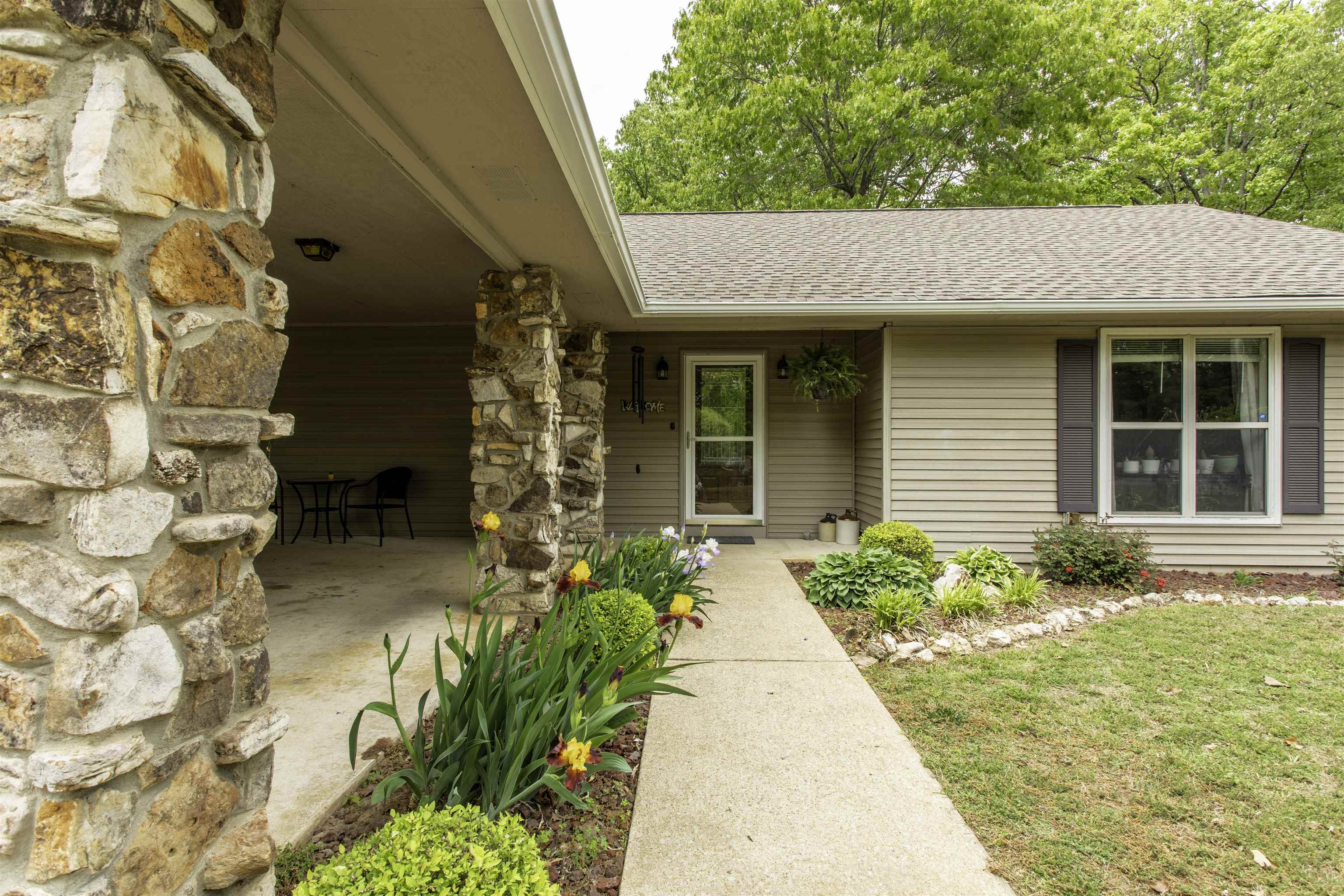 Photo 13 - Residential for sale – 23  Winnebago Cir   Cherokee Village, AR