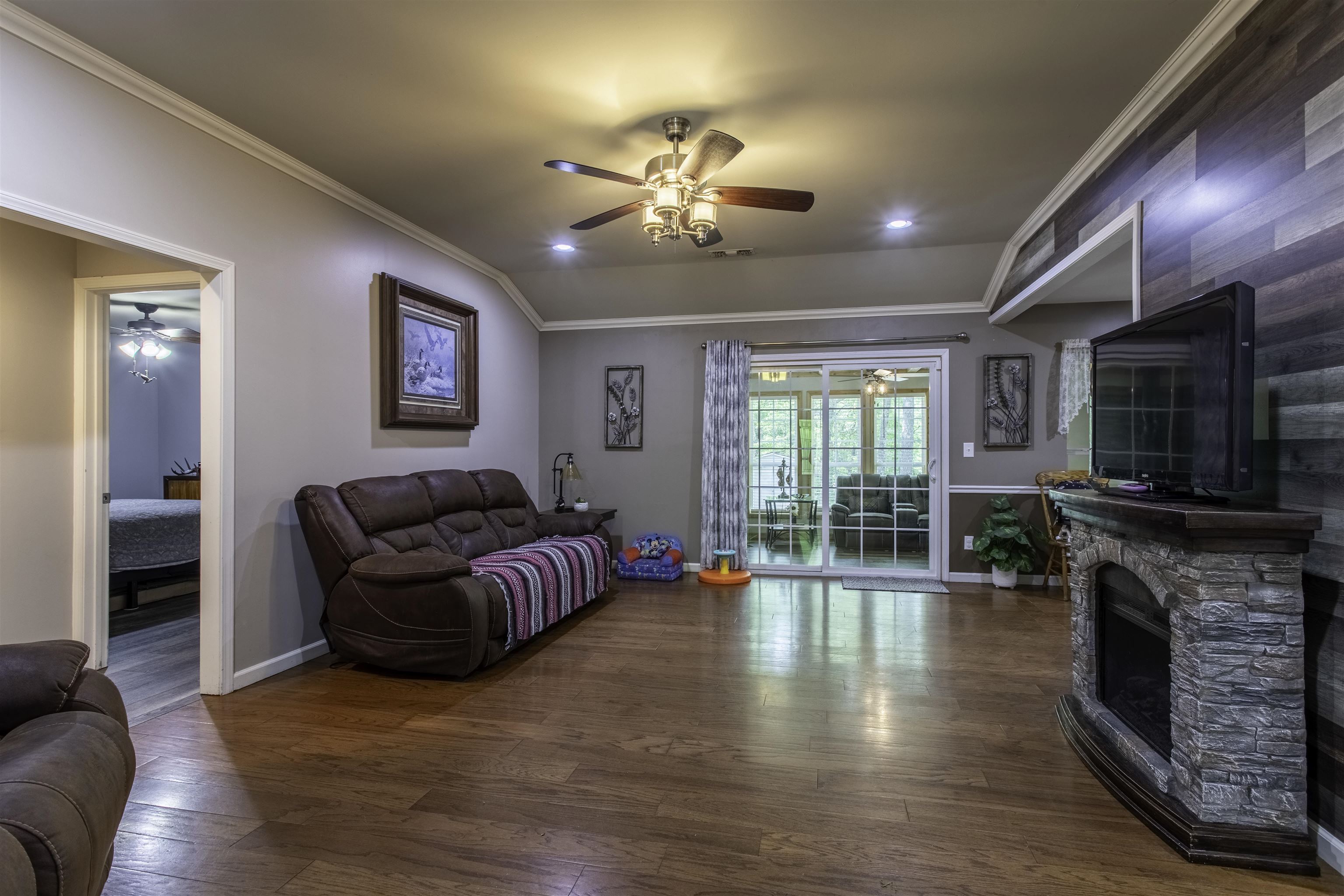 Photo 21 - Residential for sale – 23  Winnebago Cir   Cherokee Village, AR