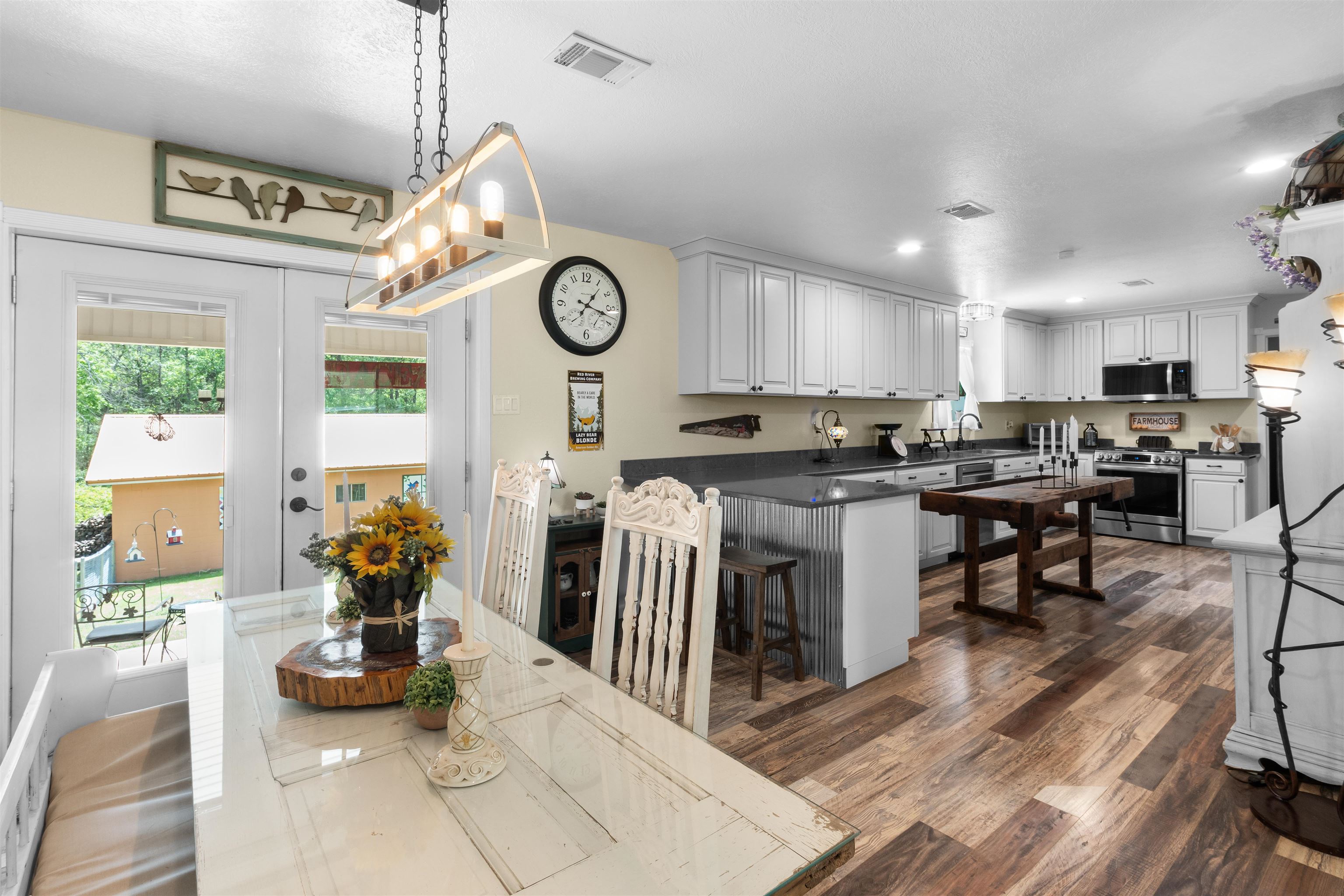 Photo 12 - Residential for sale – 215 W Main Street   Evening Shade, AR