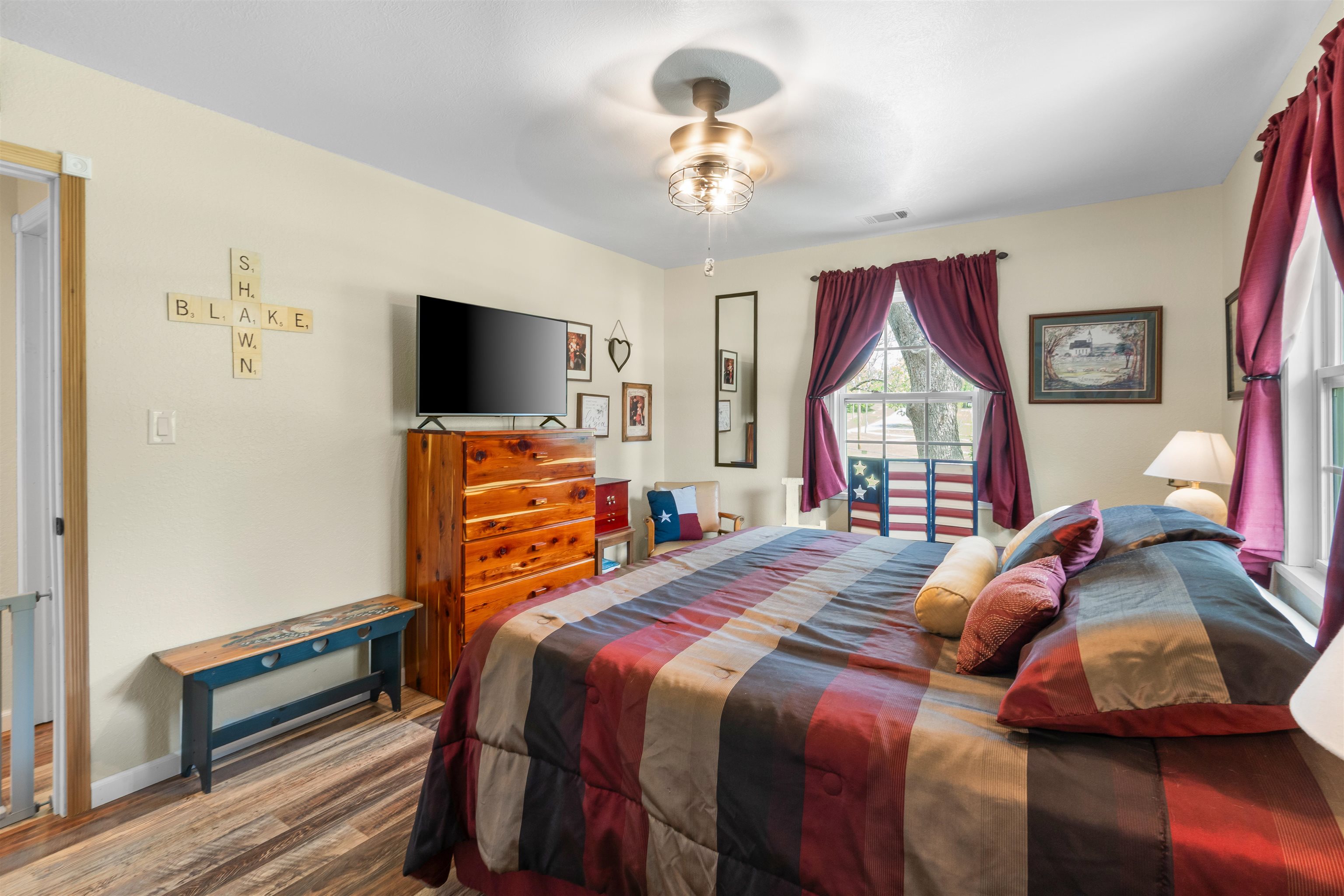 Photo 14 - Residential for sale – 215 W Main Street   Evening Shade, AR