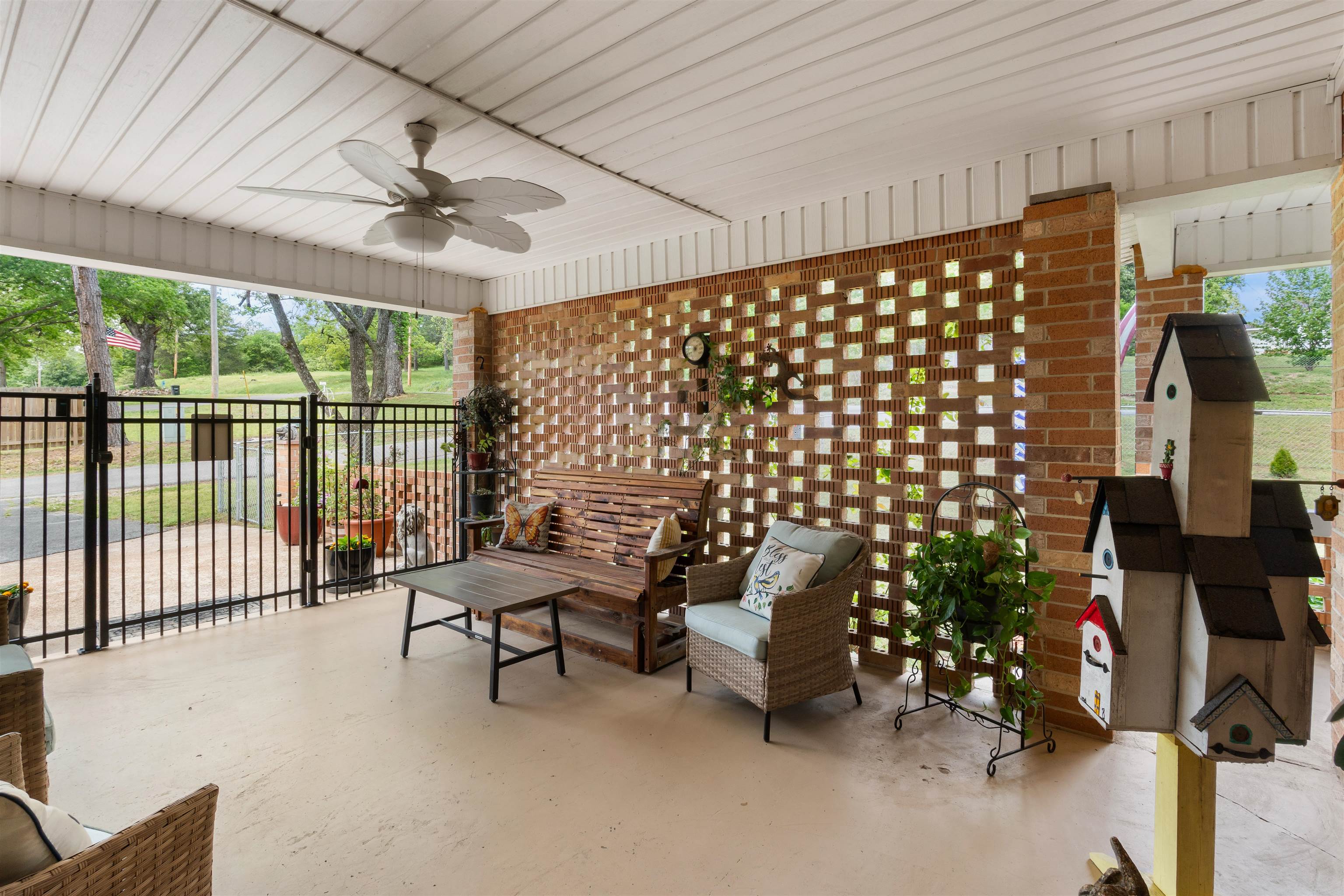 Photo 21 - Residential for sale – 215 W Main Street   Evening Shade, AR