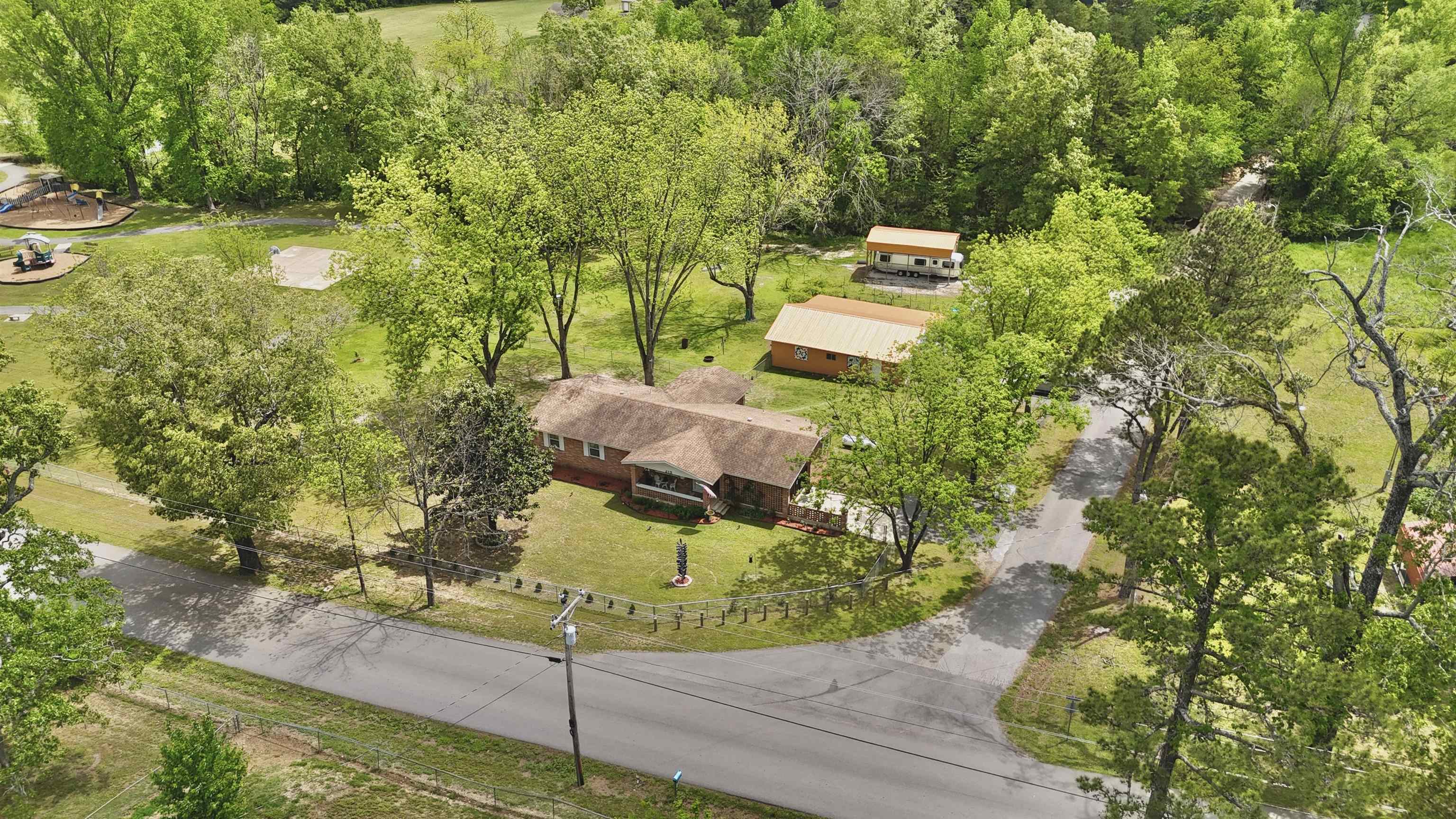 Photo 32 - Residential for sale – 215 W Main Street   Evening Shade, AR