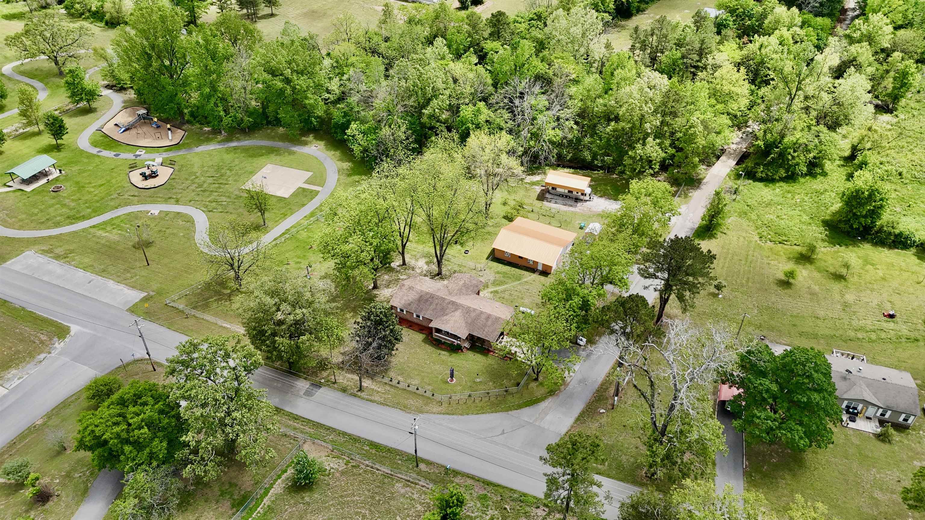 Photo 33 - Residential for sale – 215 W Main Street   Evening Shade, AR