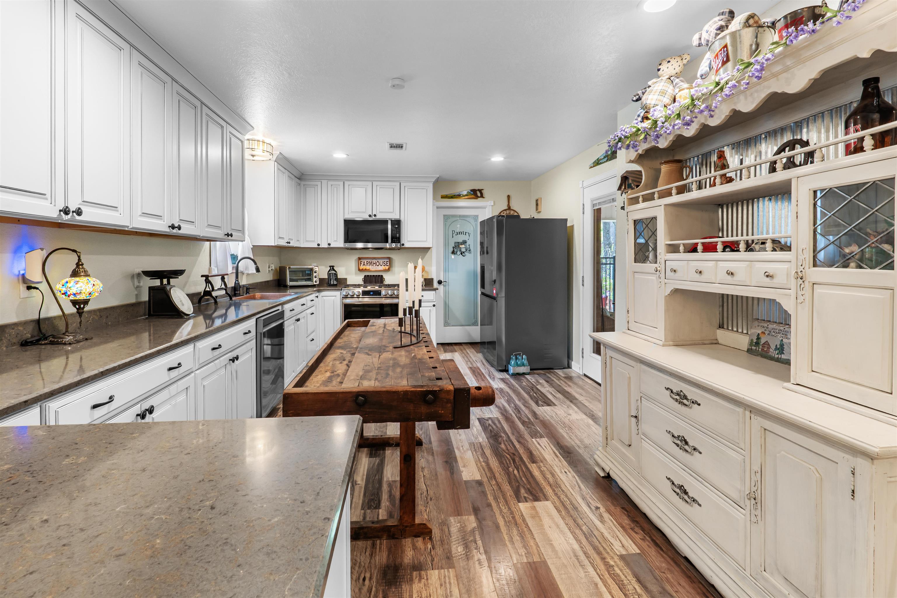 Photo 9 - Residential for sale – 215 W Main Street   Evening Shade, AR