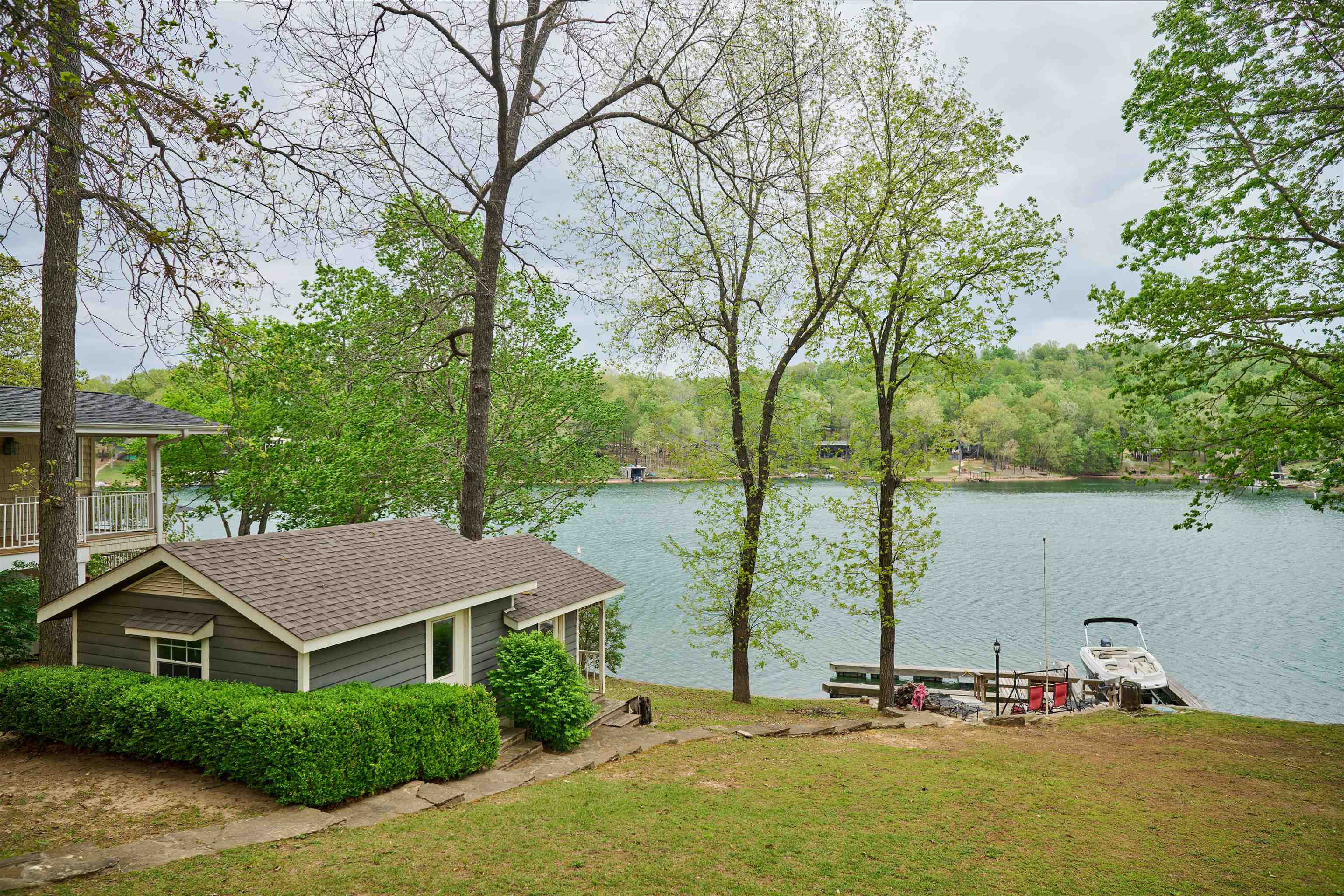 Photo 7 - Residential for sale – 12  Winnebago Ter   Cherokee Village, AR