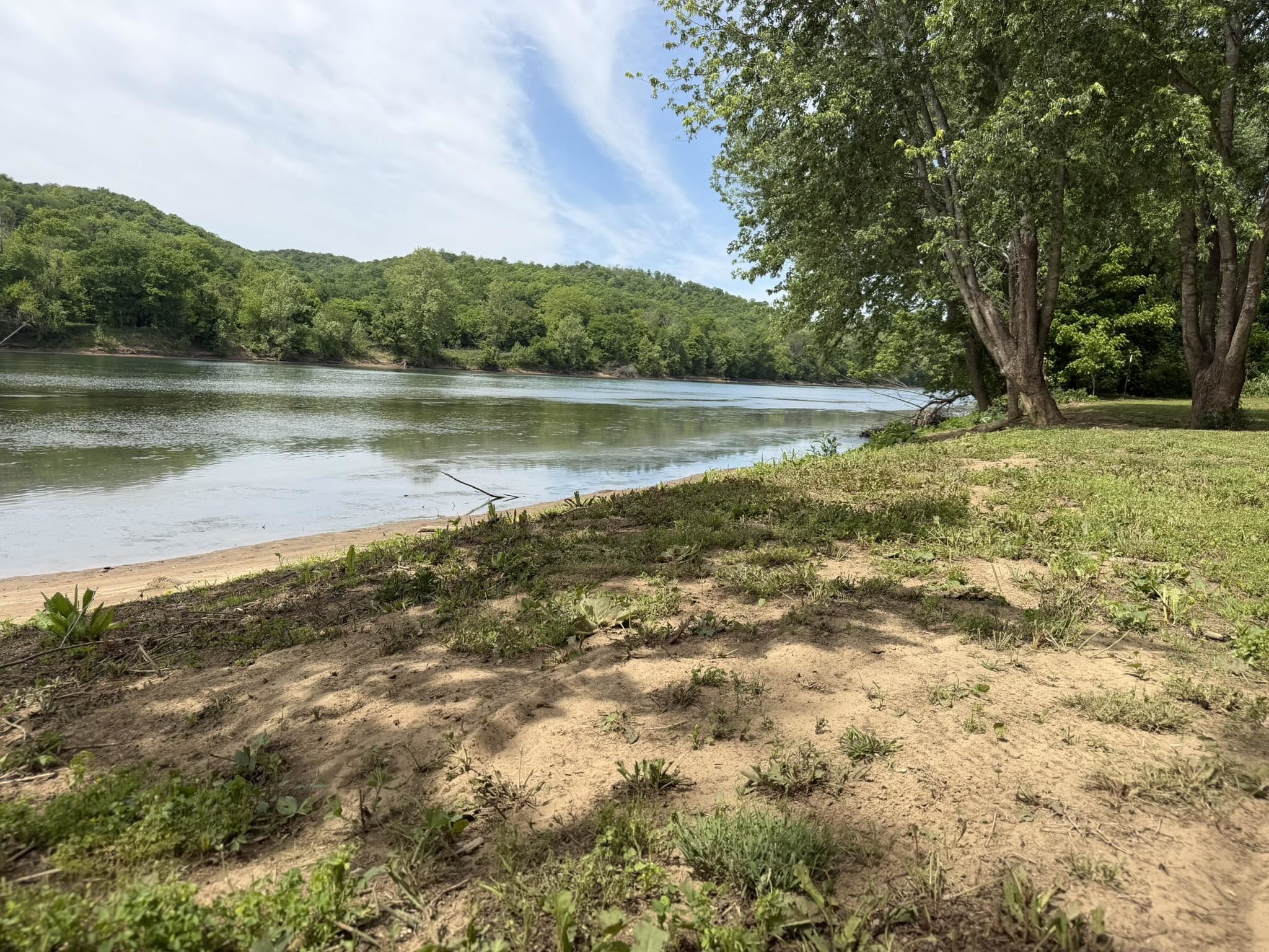 Photo 5 - Vacant Land for sale – 930  White River Run   Guion, AR