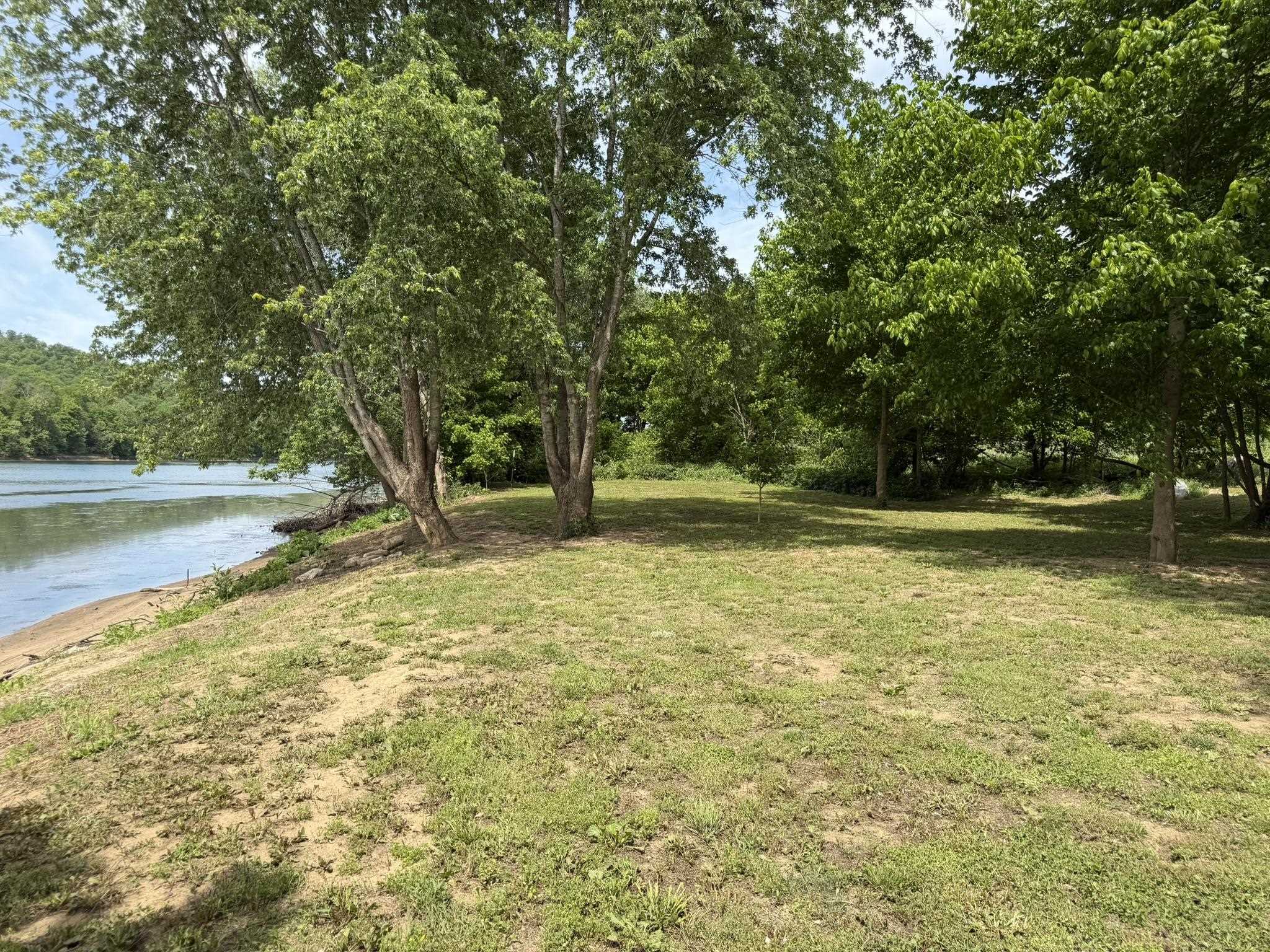 Photo 6 - Vacant Land for sale – 930  White River Run   Guion, AR