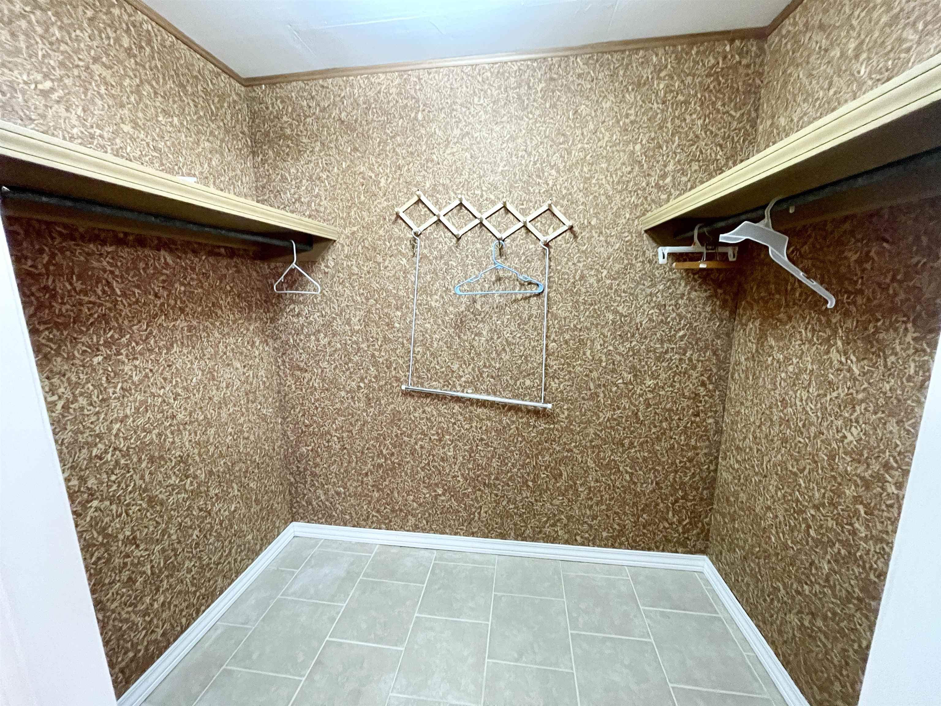 Photo 22 - Residential for sale – 207  Parliament   Horseshoe Bend, AR