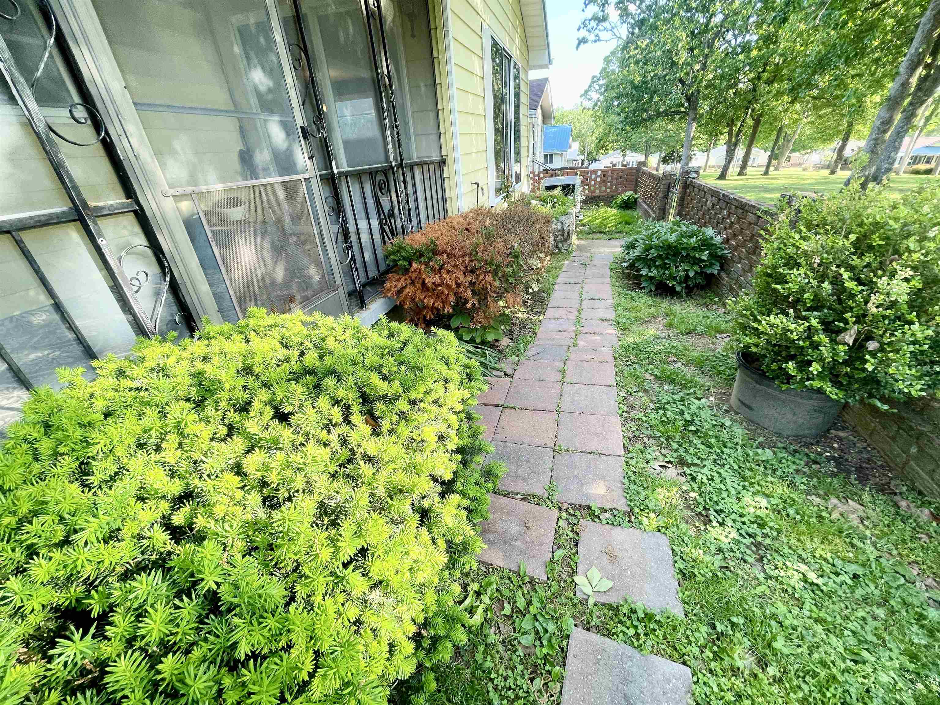 Photo 9 - Residential for sale – 207  Parliament   Horseshoe Bend, AR