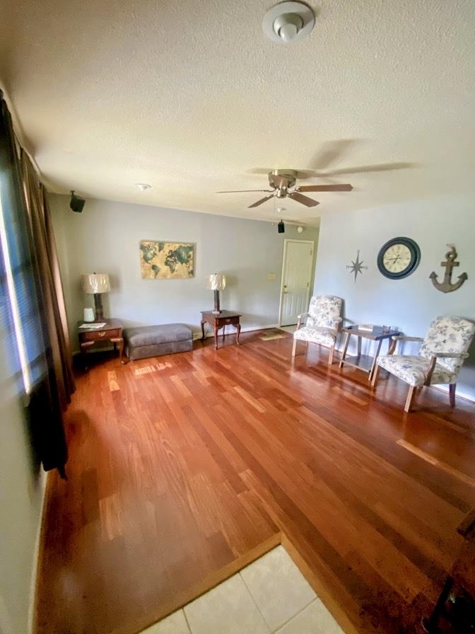 Photo 2 - Residential for sale – 35 E Lakeshore   Cherokee Village, AR