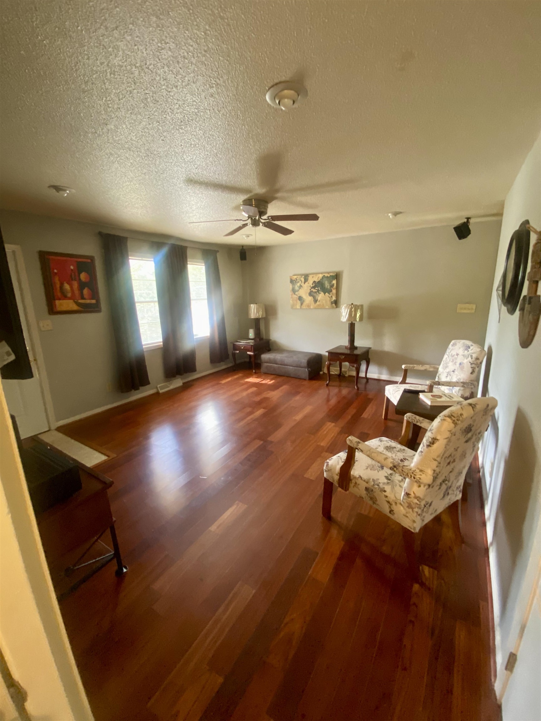 Photo 3 - Residential for sale – 35 E Lakeshore   Cherokee Village, AR