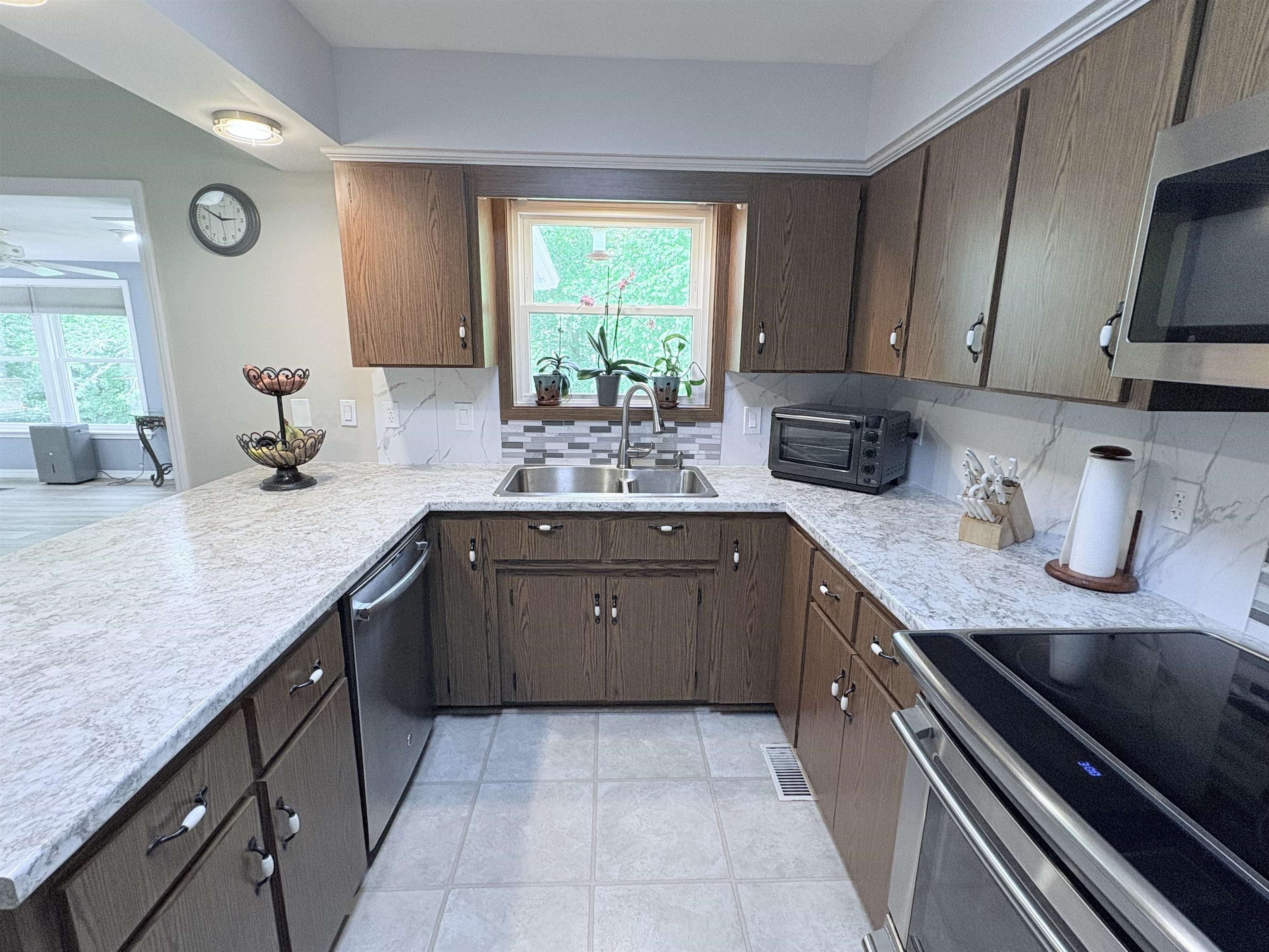 Photo 15 - Residential for sale – 300  Victoria   Horseshoe Bend, AR