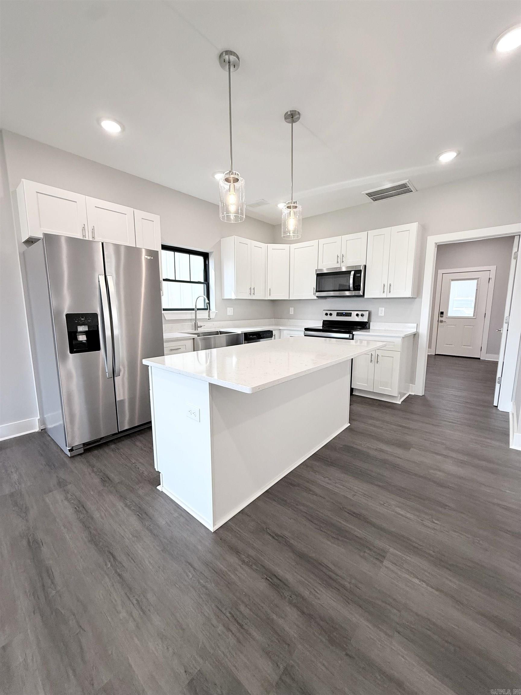 Photo 15 - Residential for sale – 5  Estes Way   Southside, AR