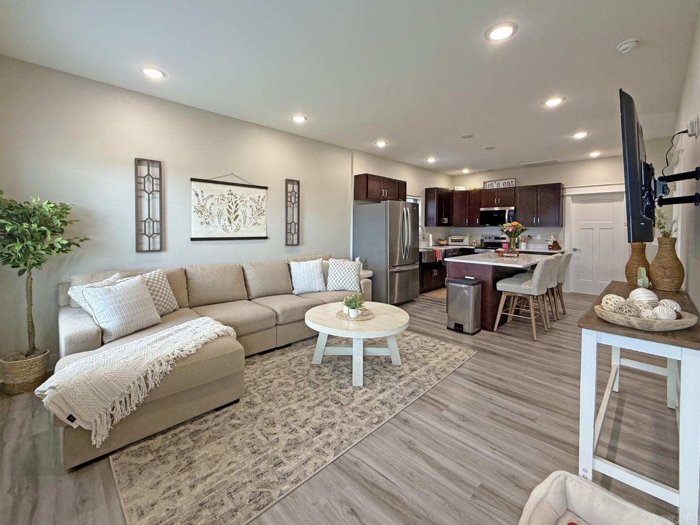 Photo 3 - Residential for sale – 19  Estes Way   Southside, AR