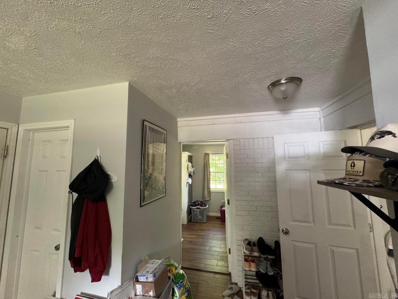 Photo 16 - Residential for sale – 32  Pine   Evening Shade, AR