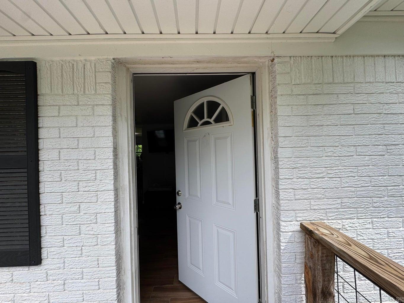 Photo 3 - Residential for sale – 32  Pine   Evening Shade, AR