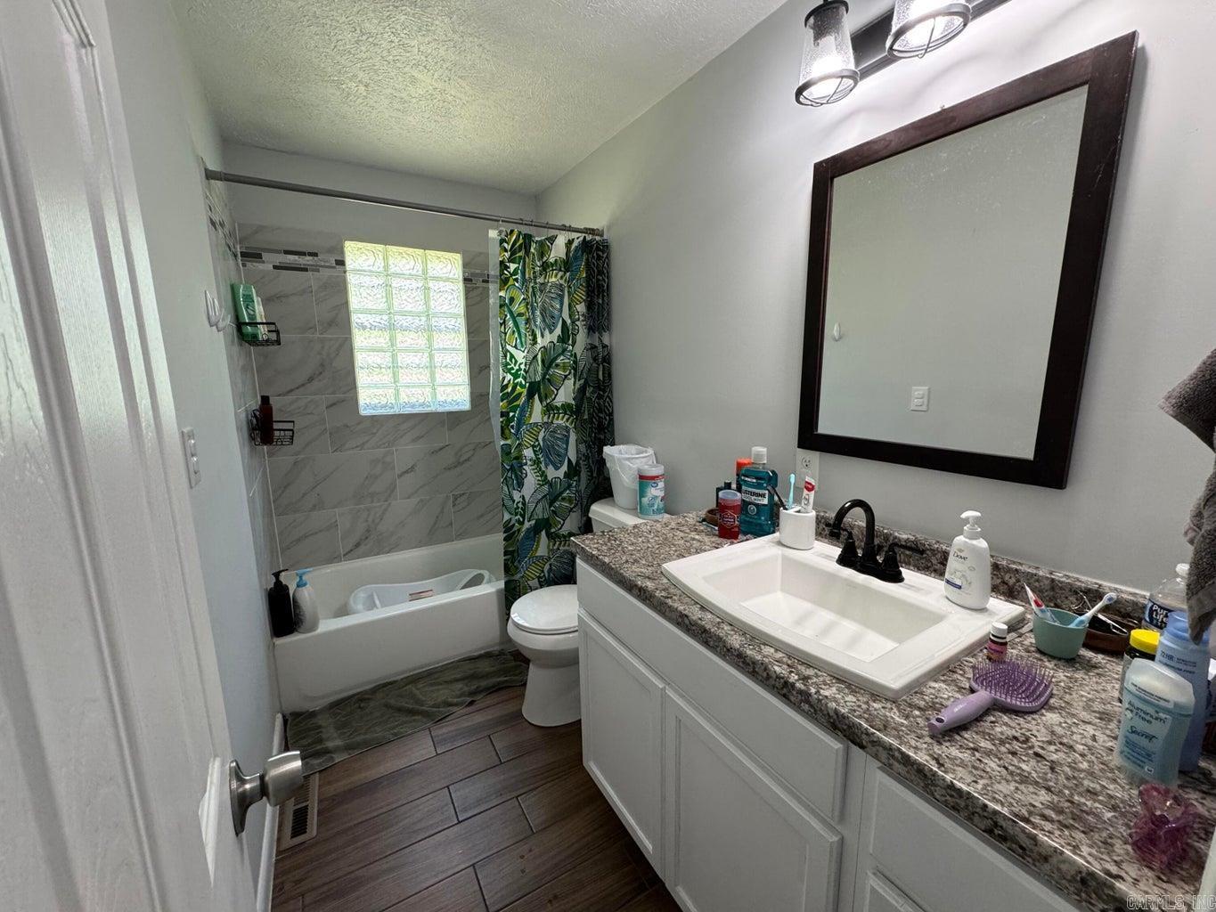 Photo 21 - Residential for sale – 32  Pine   Evening Shade, AR